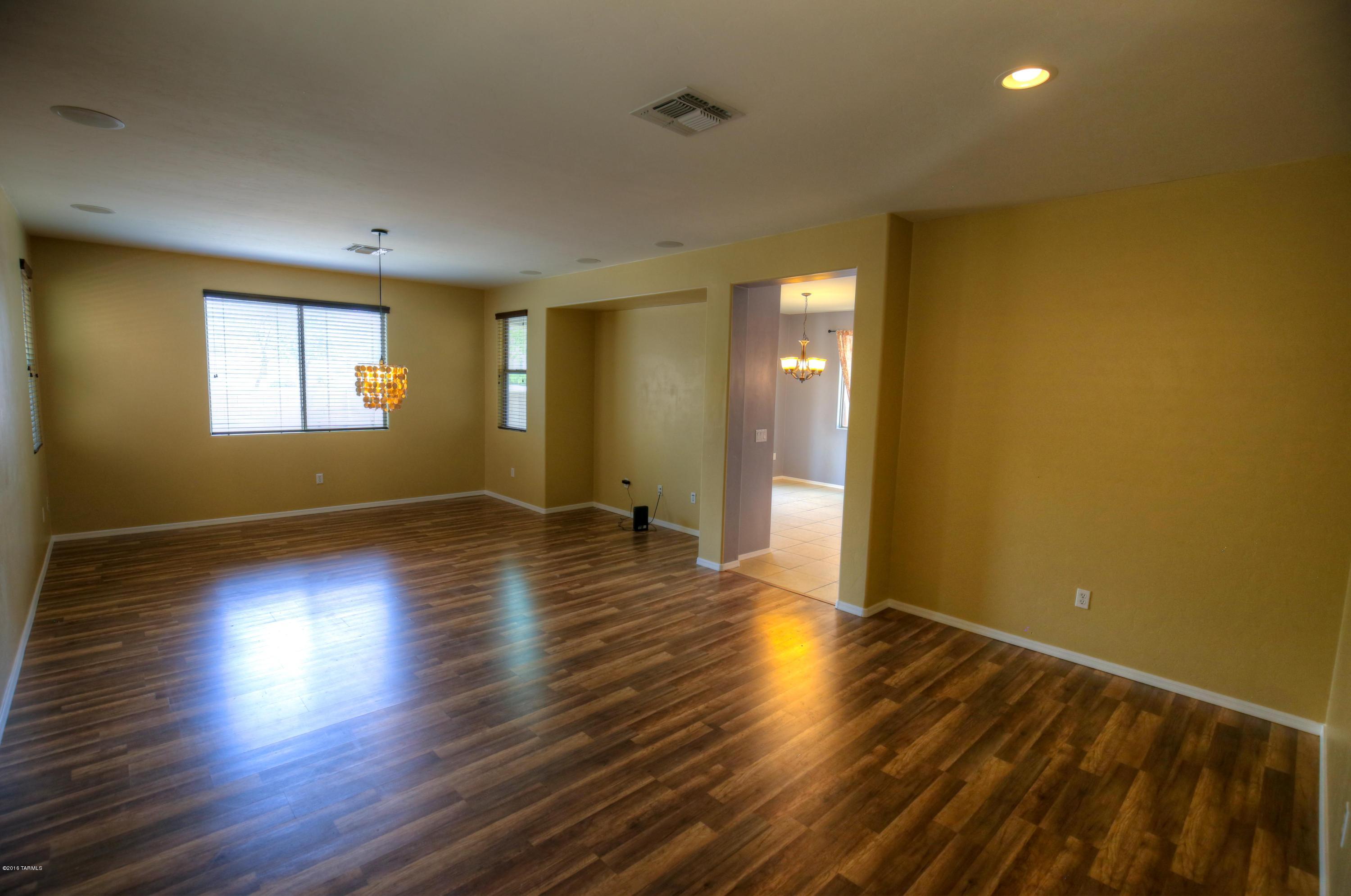 Presidios at Rancho Sahuarita (1-927) - Residential Lease