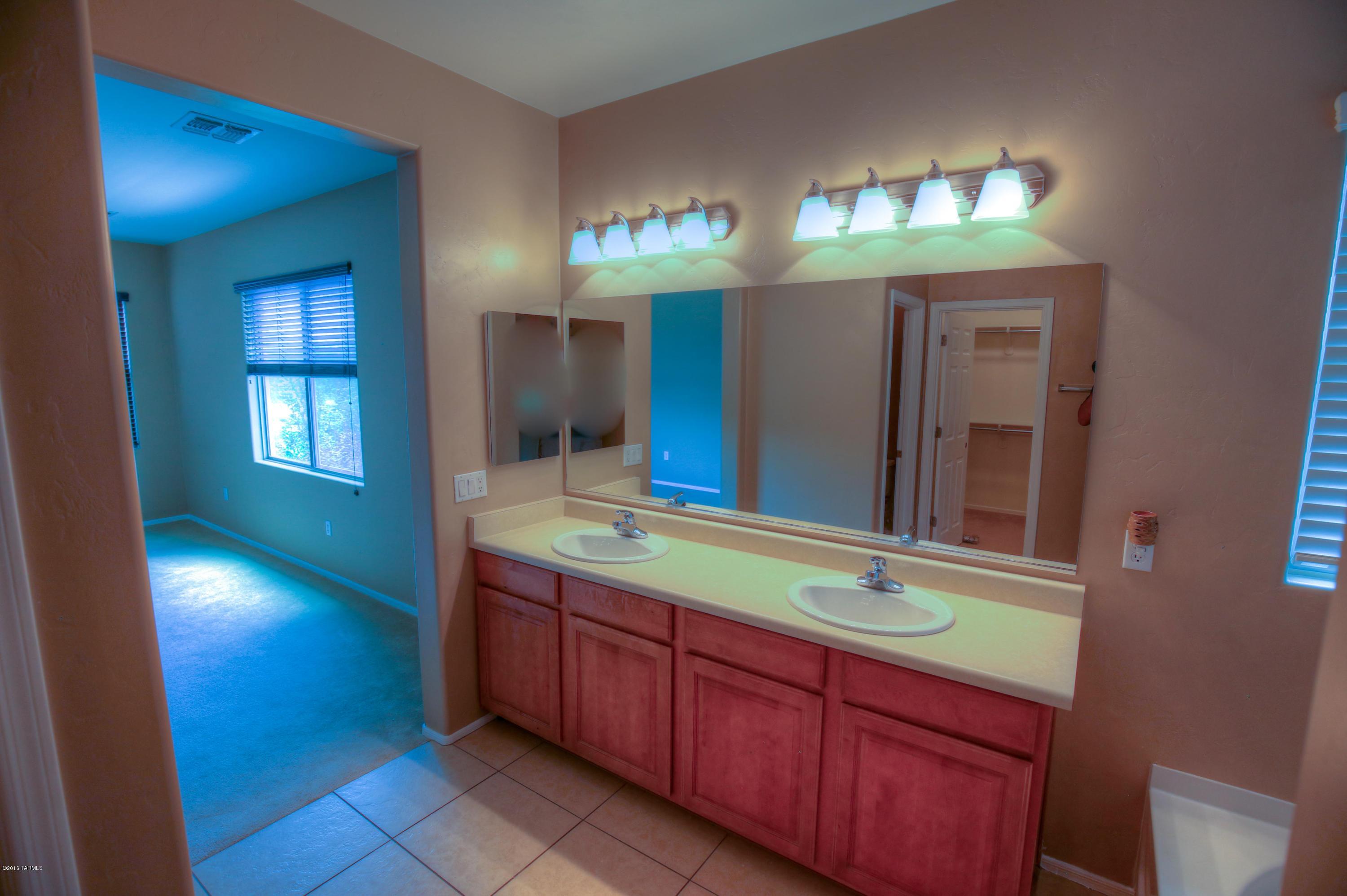 Presidios at Rancho Sahuarita (1-927) - Residential Lease
