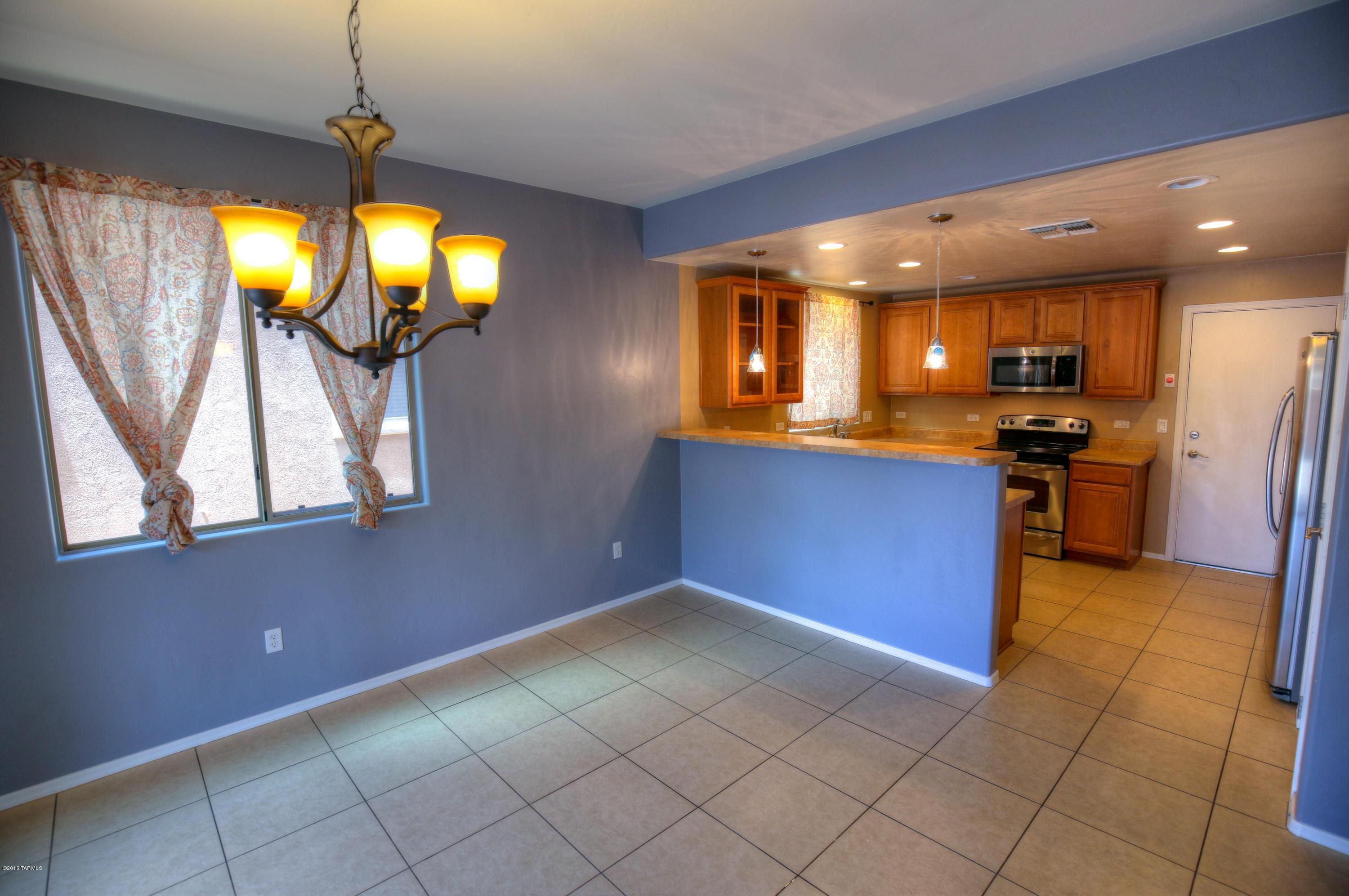 Presidios at Rancho Sahuarita (1-927) - Residential Lease