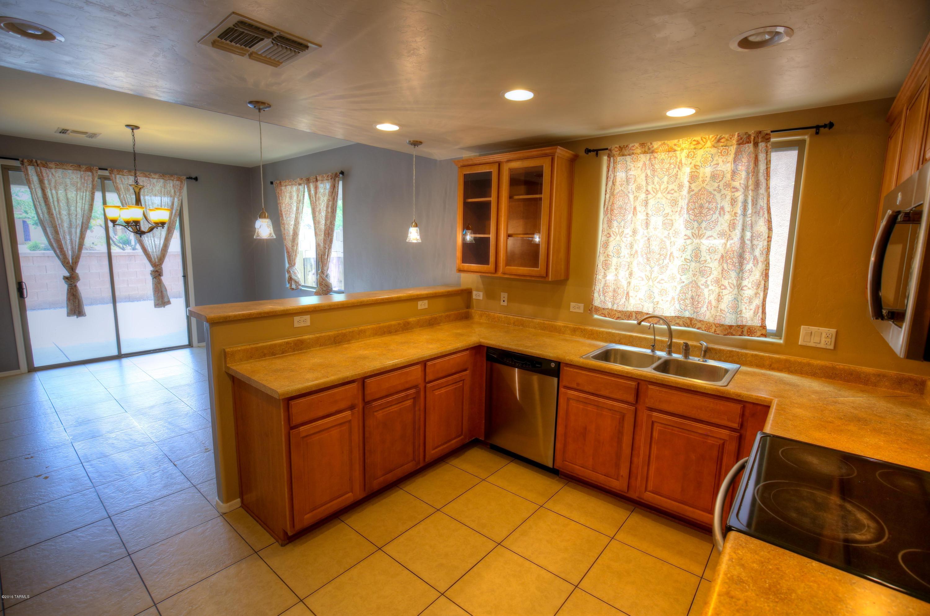 Presidios at Rancho Sahuarita (1-927) - Residential Lease