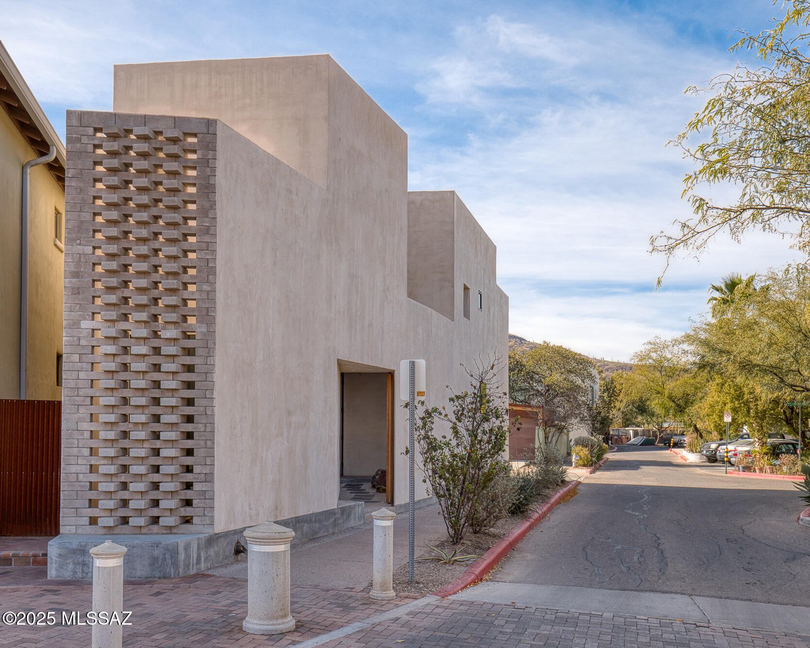 Mercado District of Menlo Park Blks A-D (1-100) - Residential