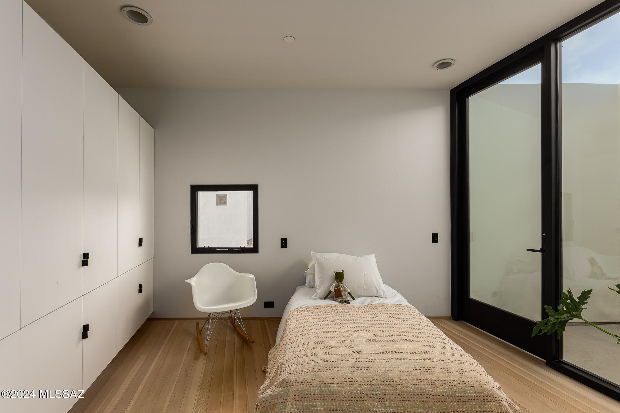Mercado District of Menlo Park Blks A-D (1-100) - Residential
