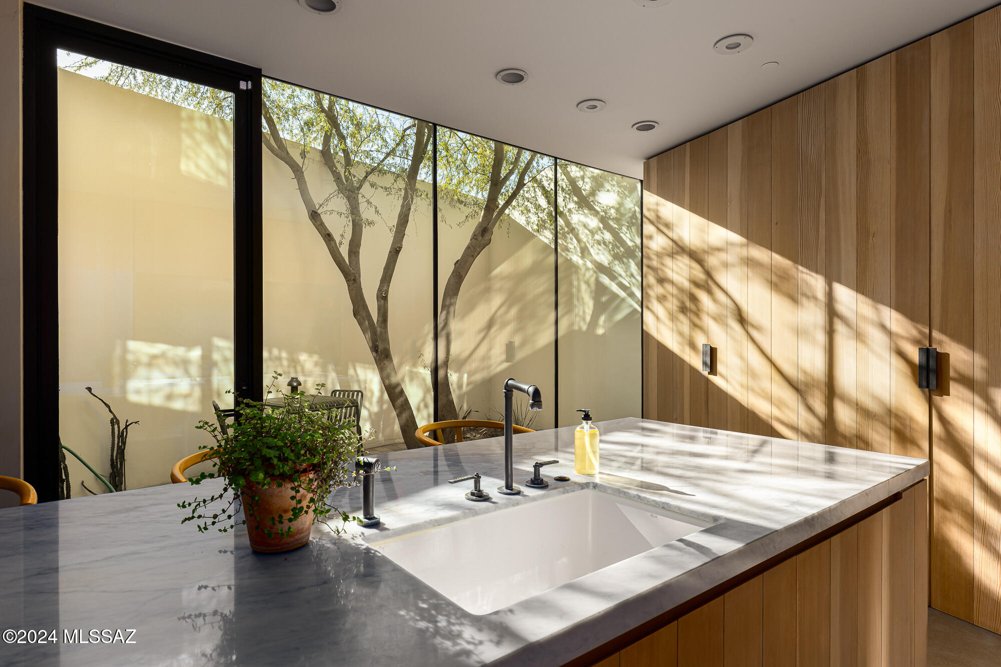 Mercado District of Menlo Park Blks A-D (1-100) - Residential
