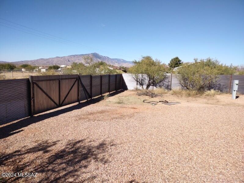 Mescal Lakes - Residential