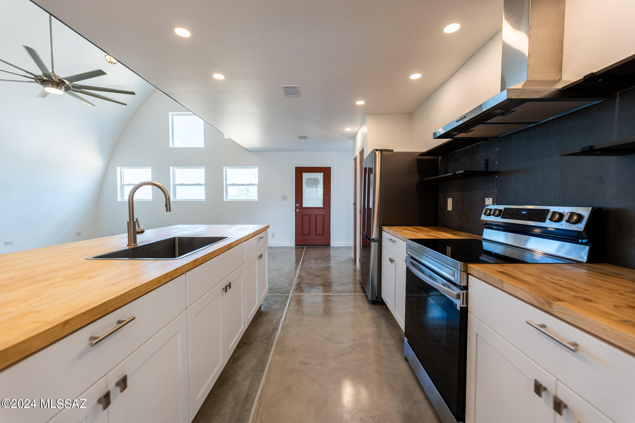 Mescal Lakes - Residential