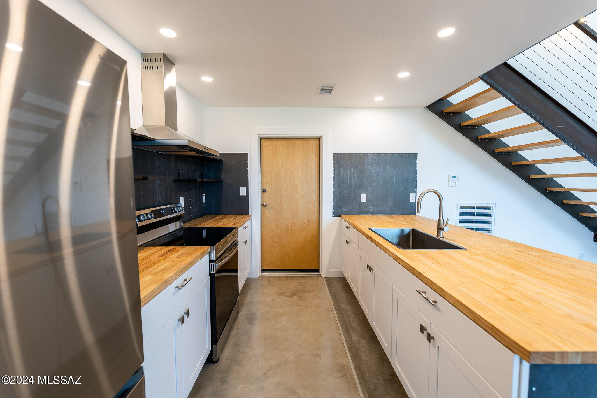 Mescal Lakes - Residential