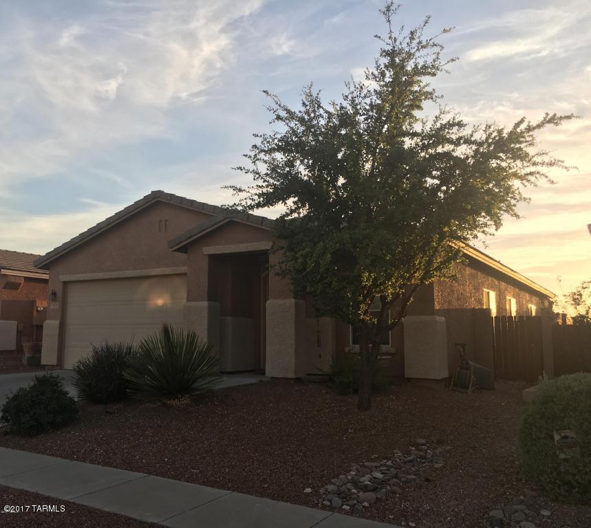 Houghton Village (1-55) - Residential Lease