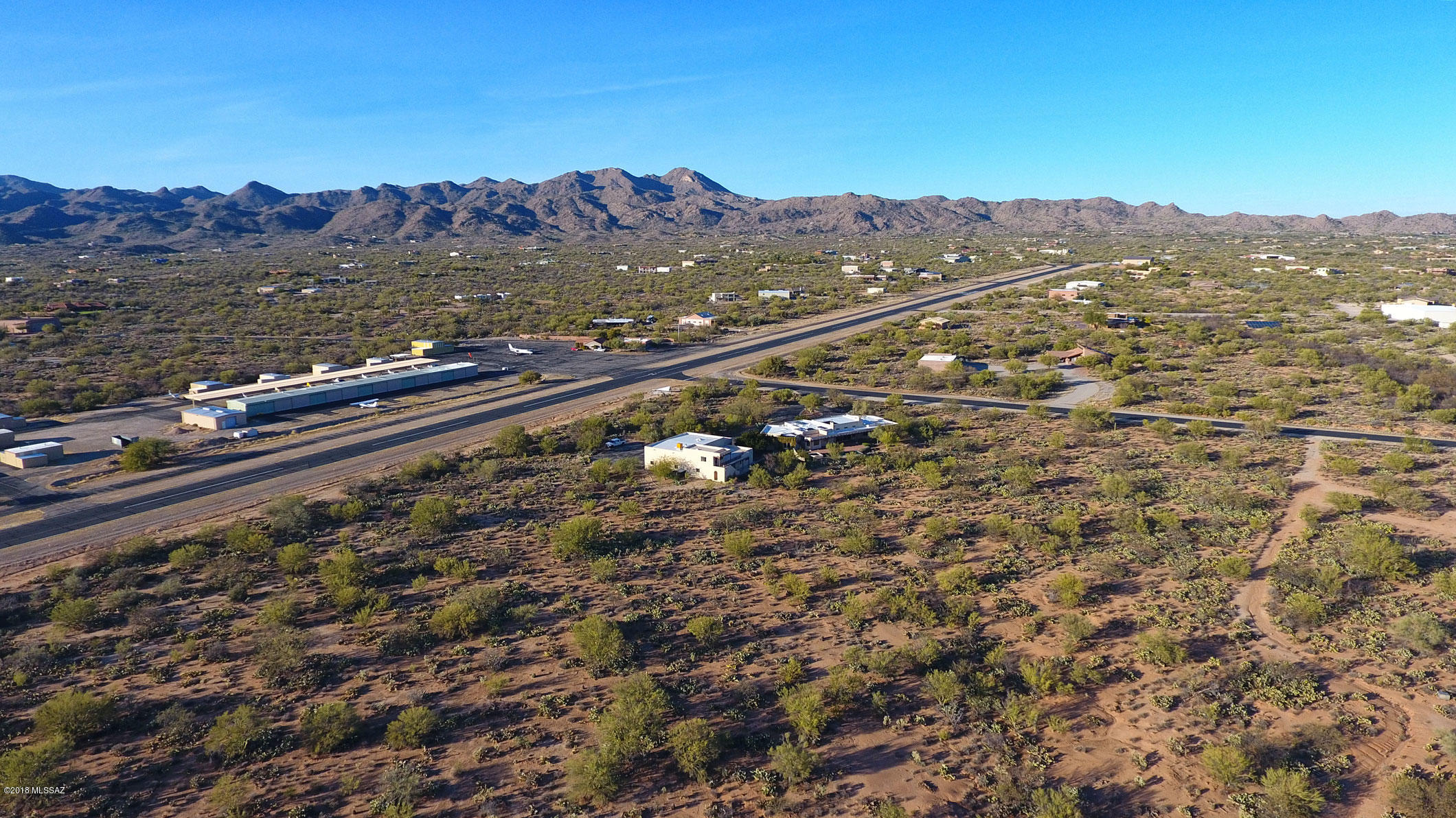 La Cholla Airpark - Residential