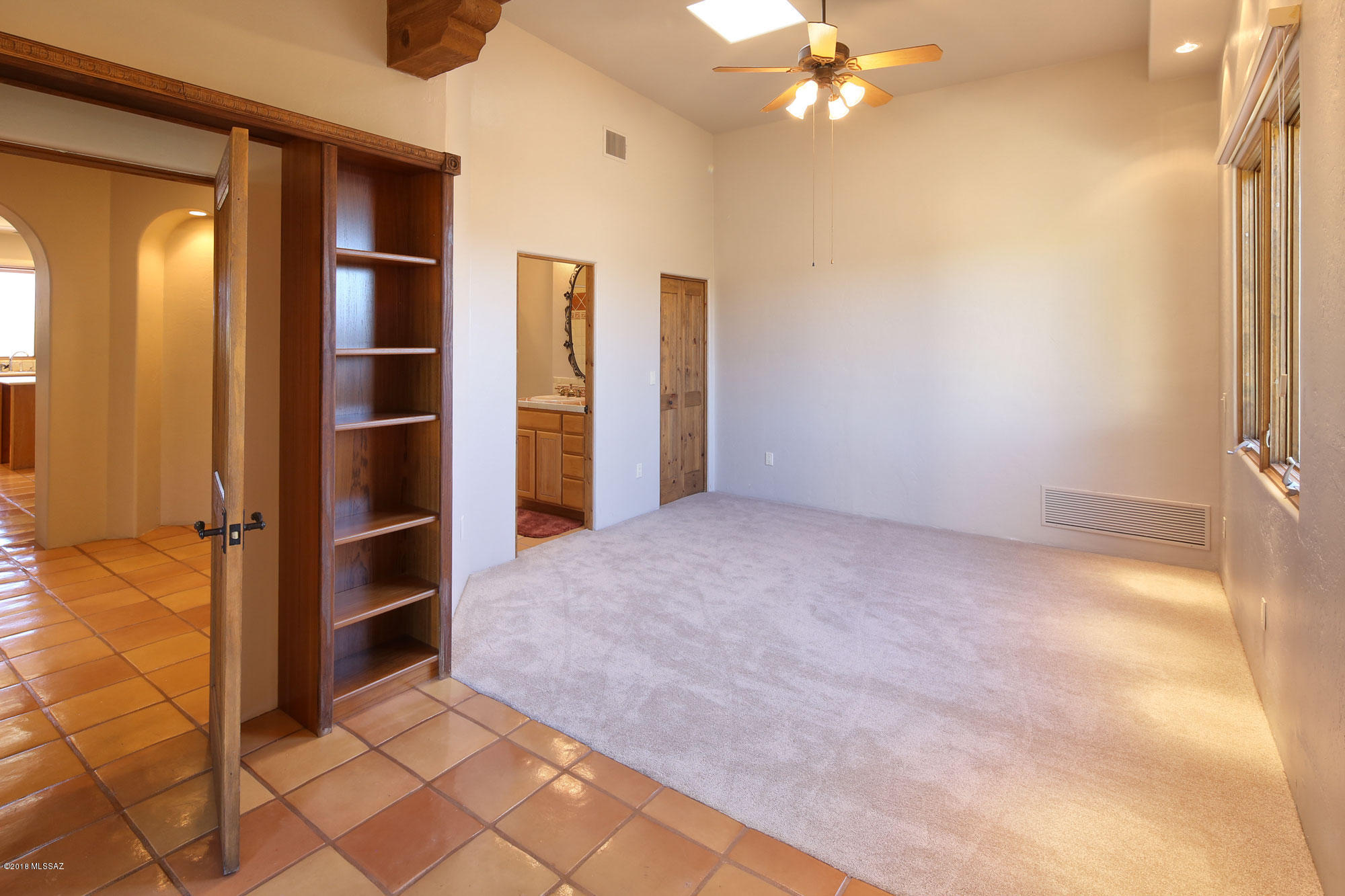 La Cholla Airpark - Residential