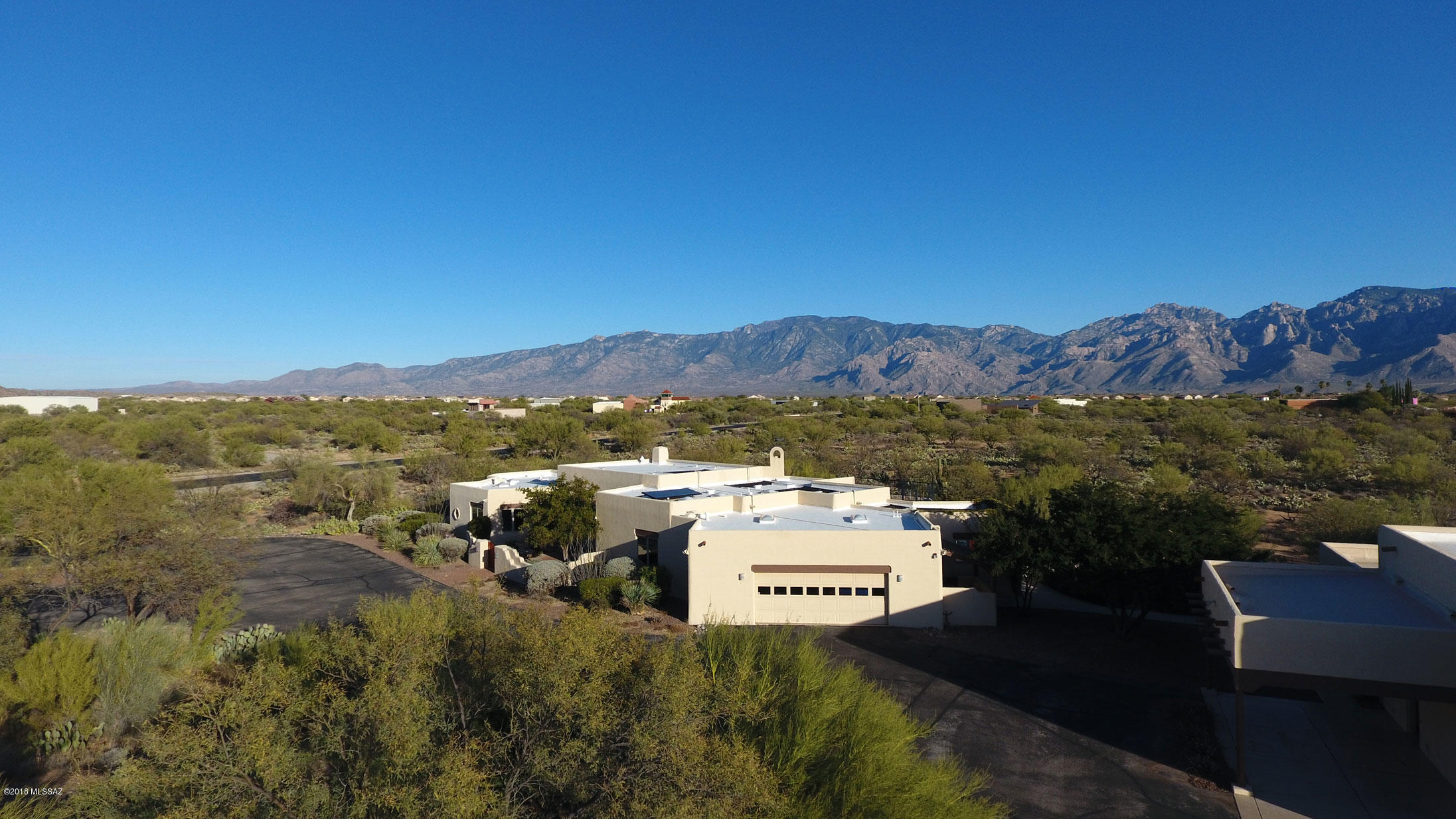 La Cholla Airpark - Residential