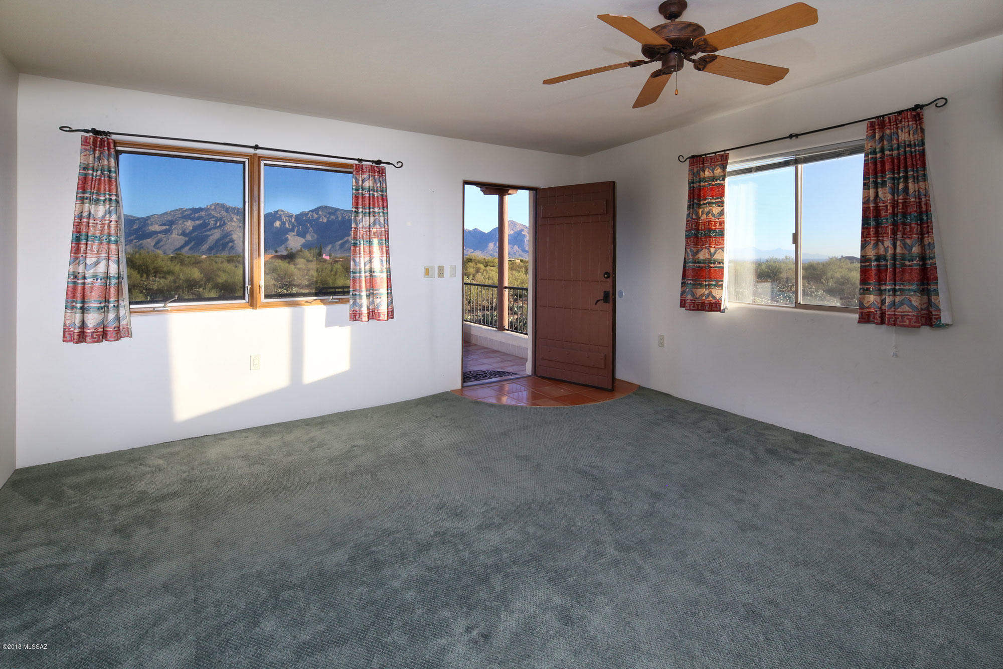 La Cholla Airpark - Residential