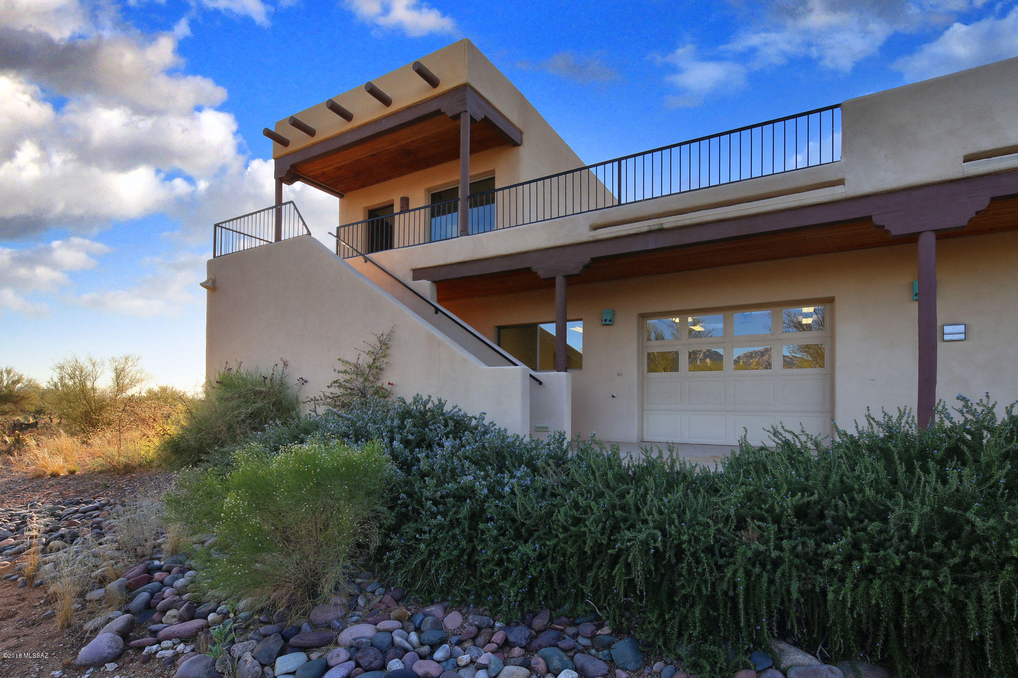 La Cholla Airpark - Residential