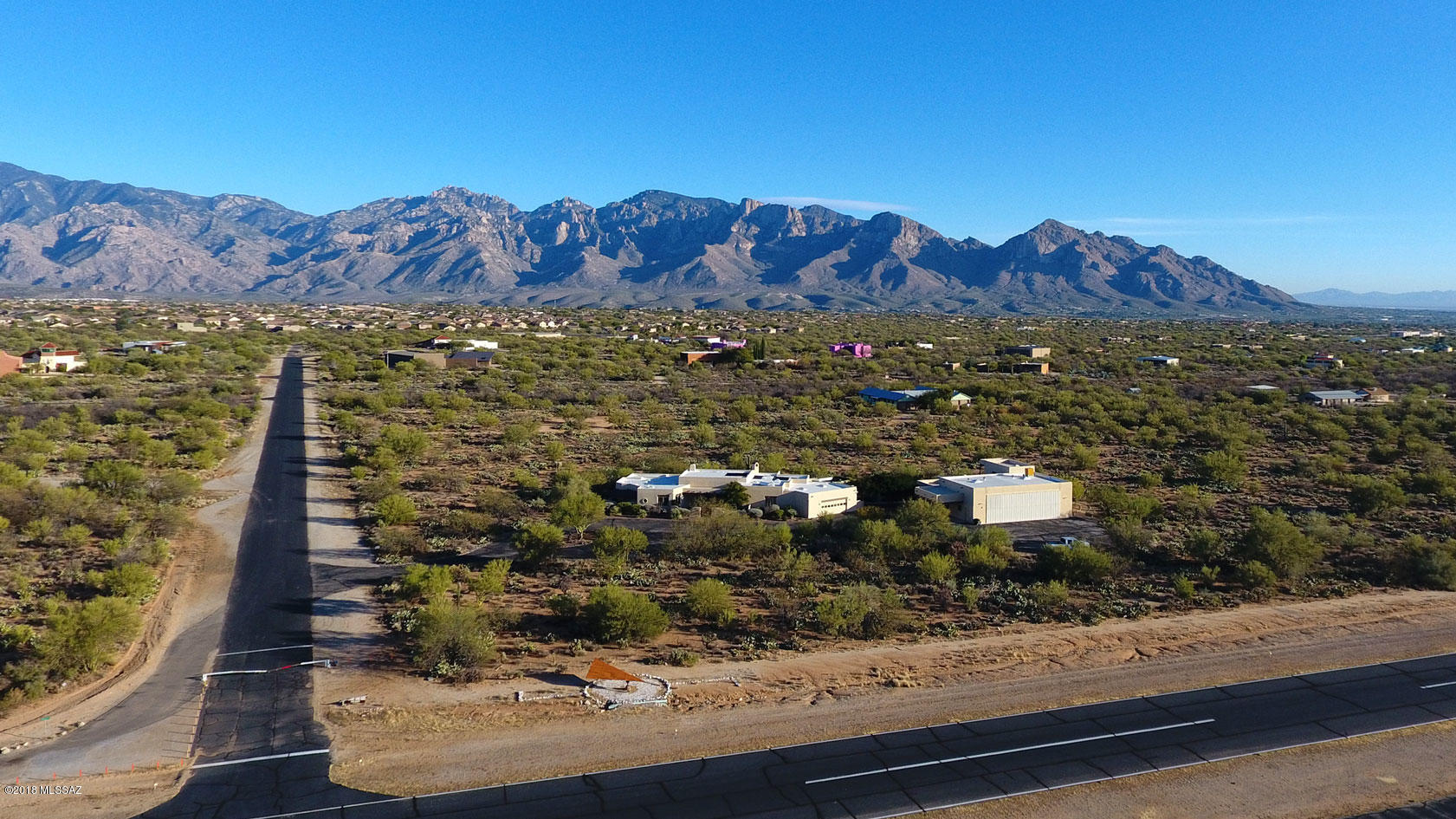 La Cholla Airpark - Residential