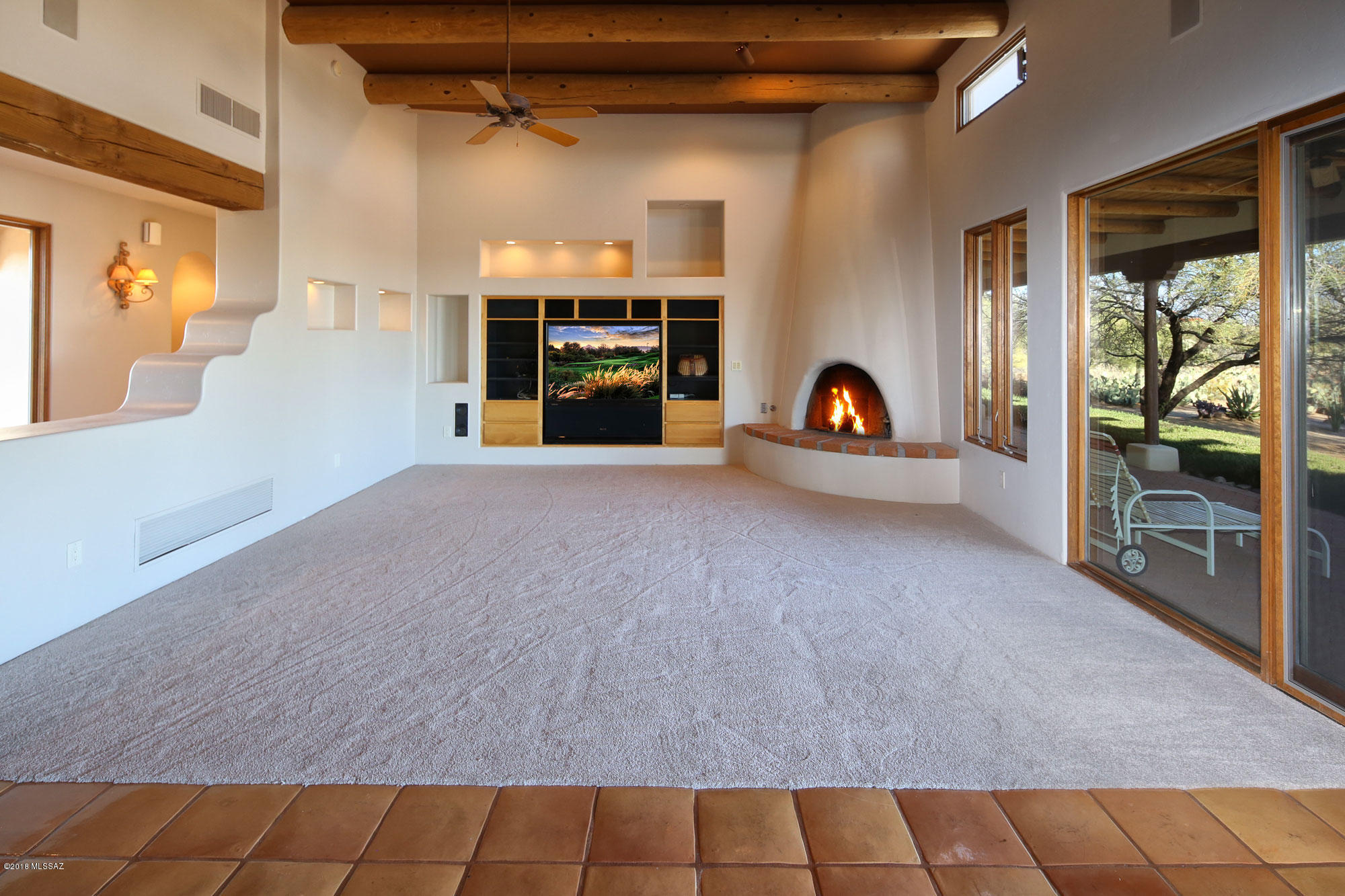La Cholla Airpark - Residential