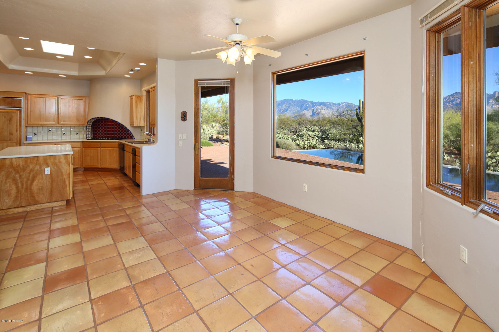 La Cholla Airpark - Residential