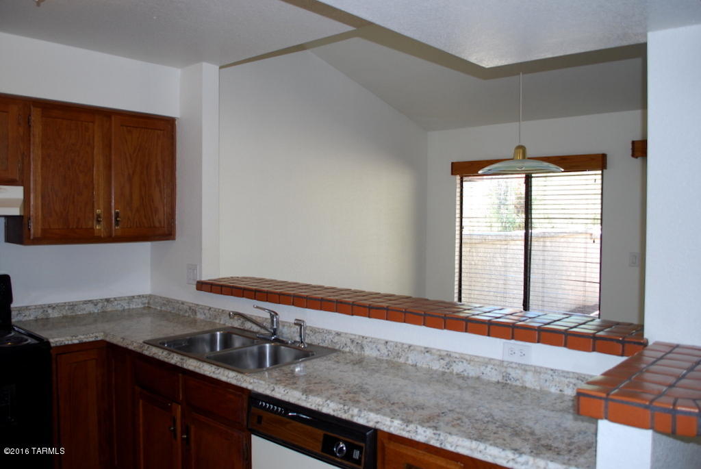 Sabino Sunrise Townhomes II (1-45) - Residential Lease