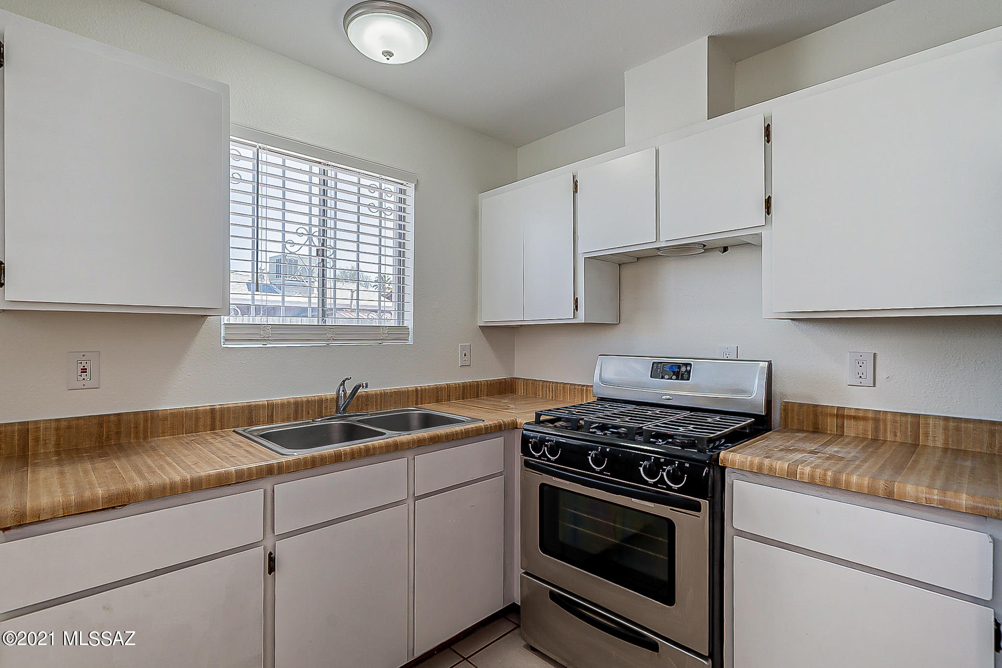 Altadena Heights - Residential Income