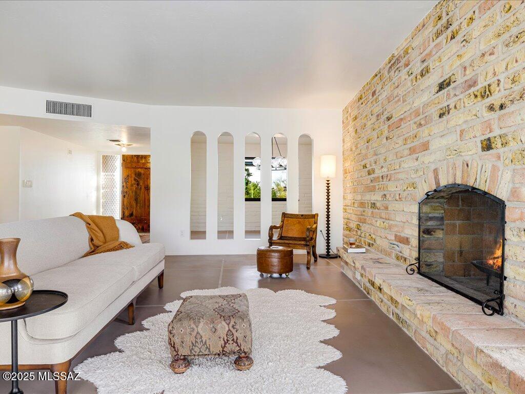 Catalina Foothills Estates NO. 7 - Residential