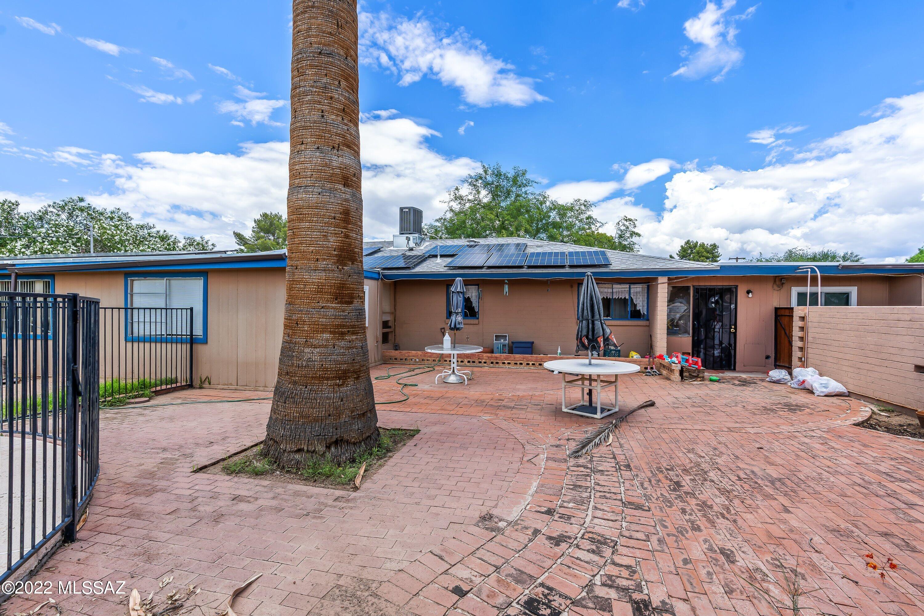 Country Club Heights - Residential