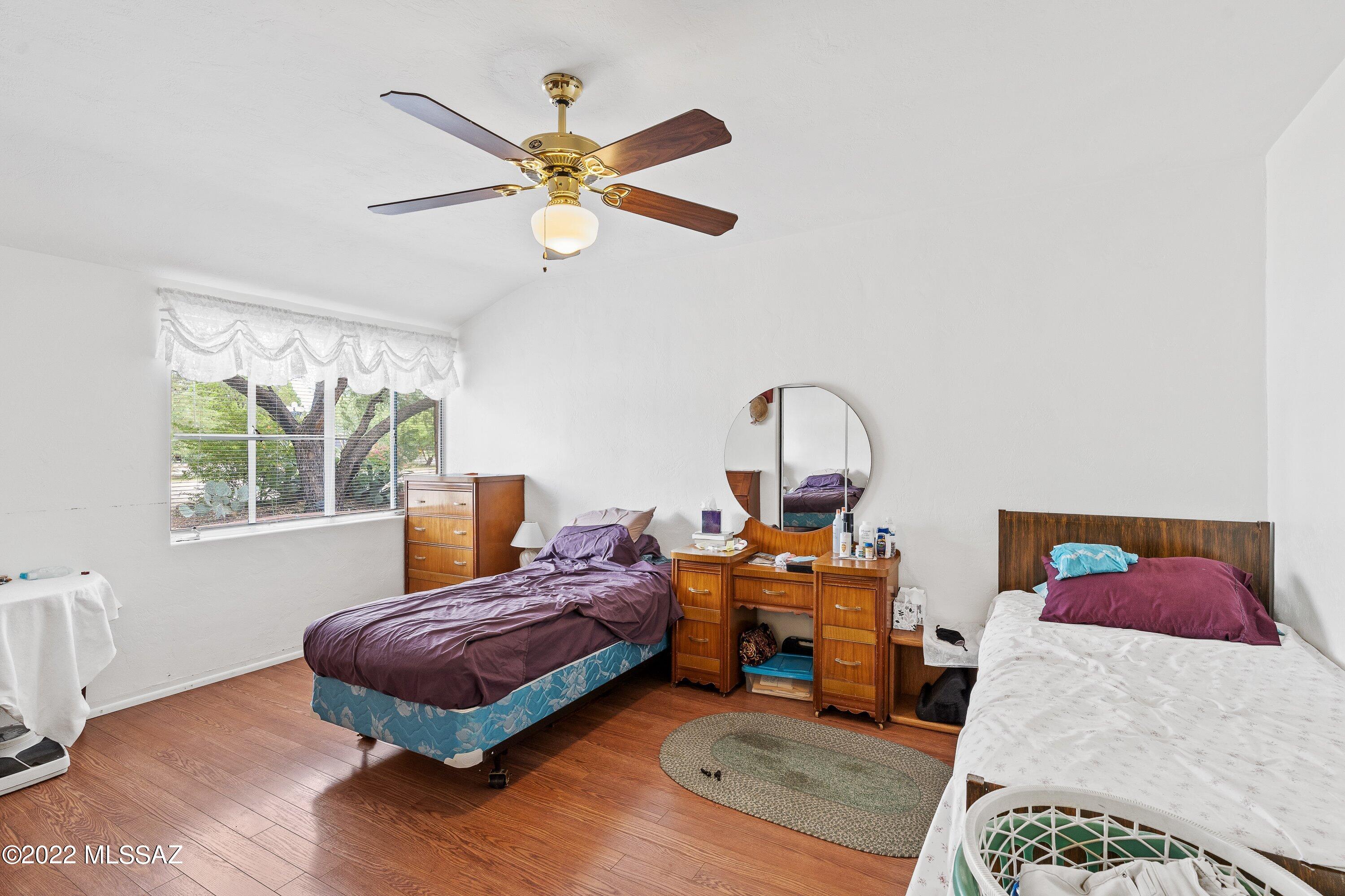 Country Club Heights - Residential