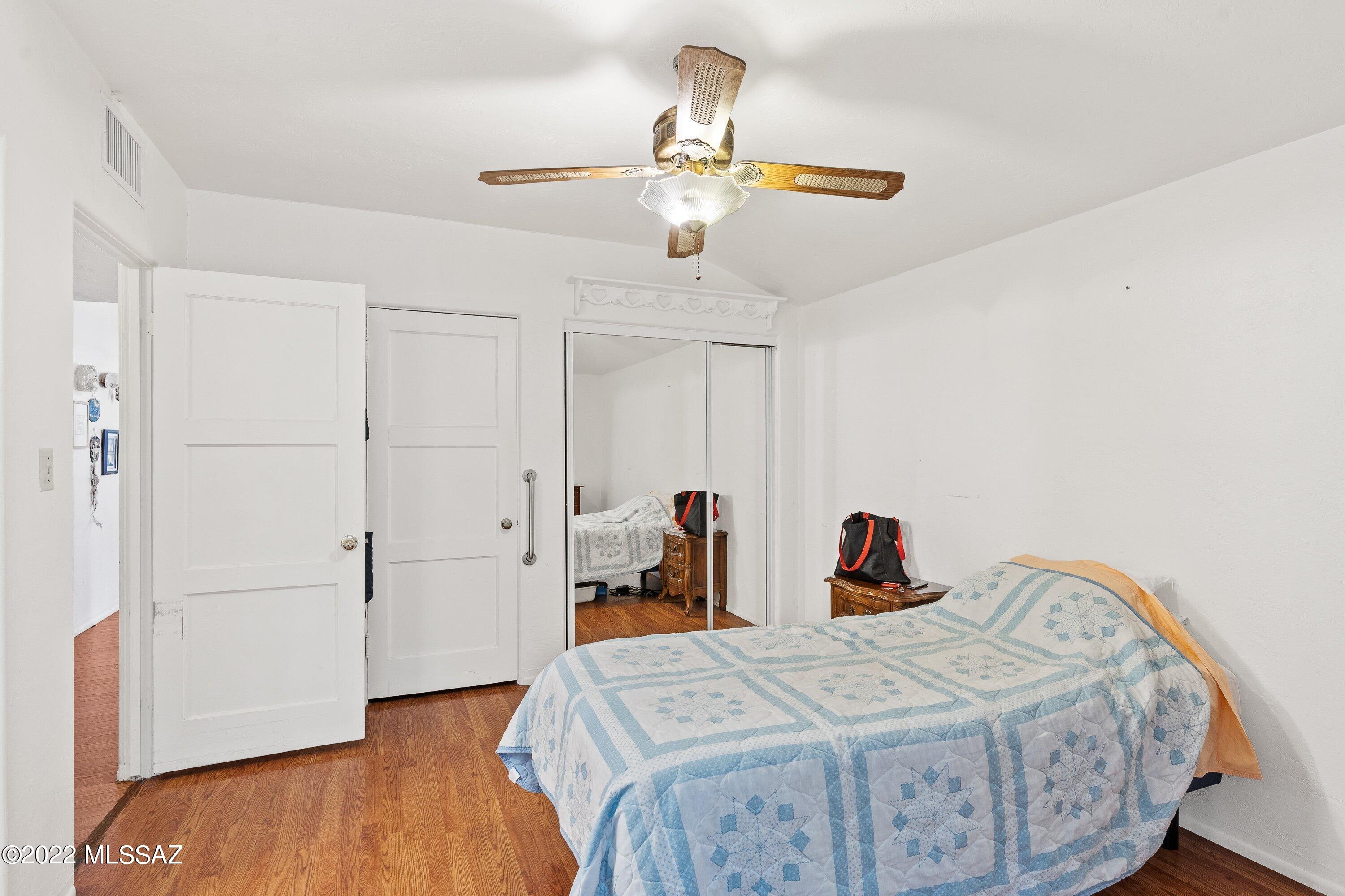 Country Club Heights - Residential
