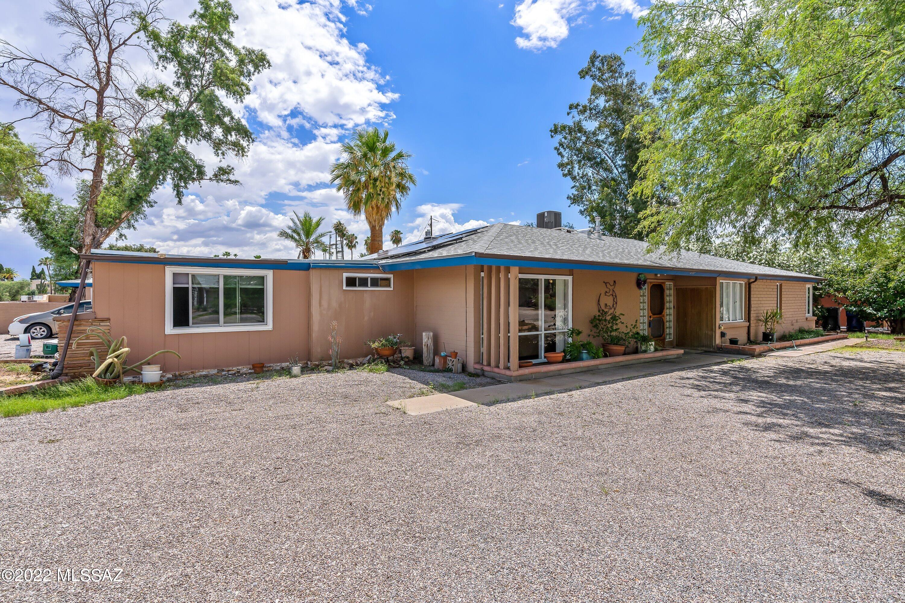 Country Club Heights - Residential