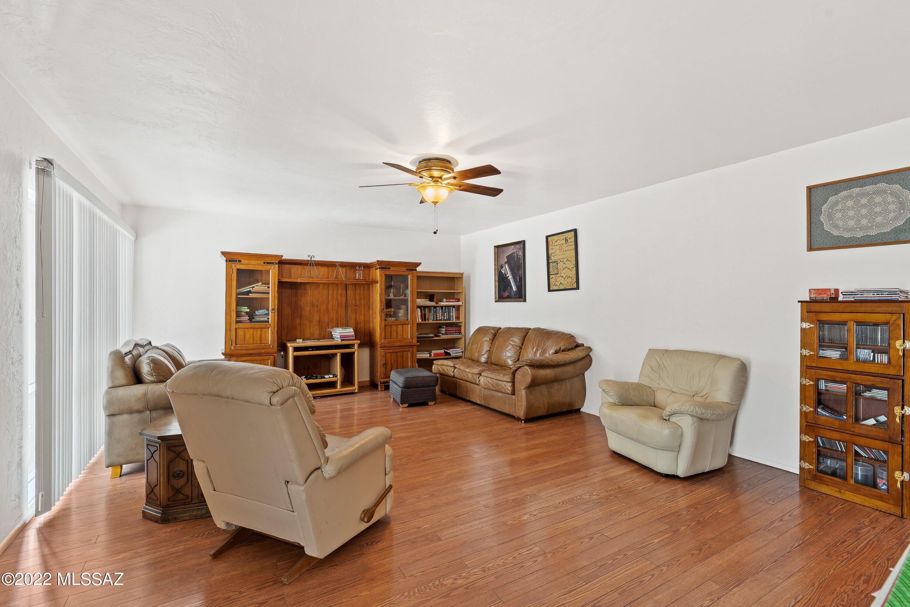 Country Club Heights - Residential