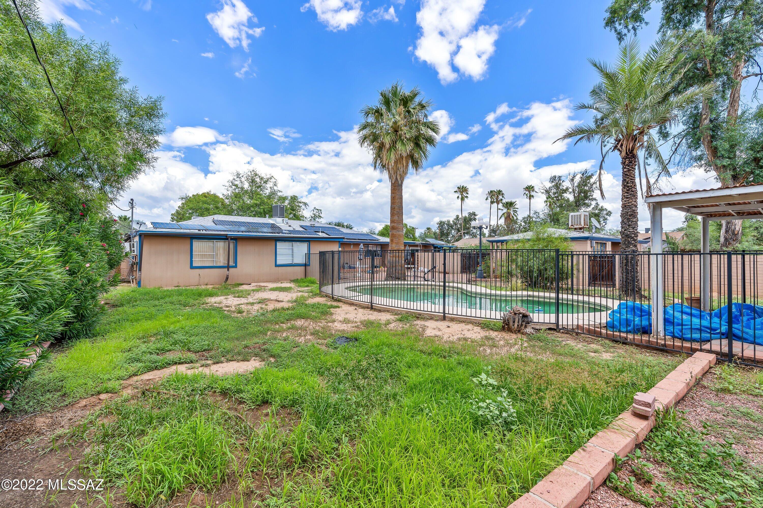Country Club Heights - Residential