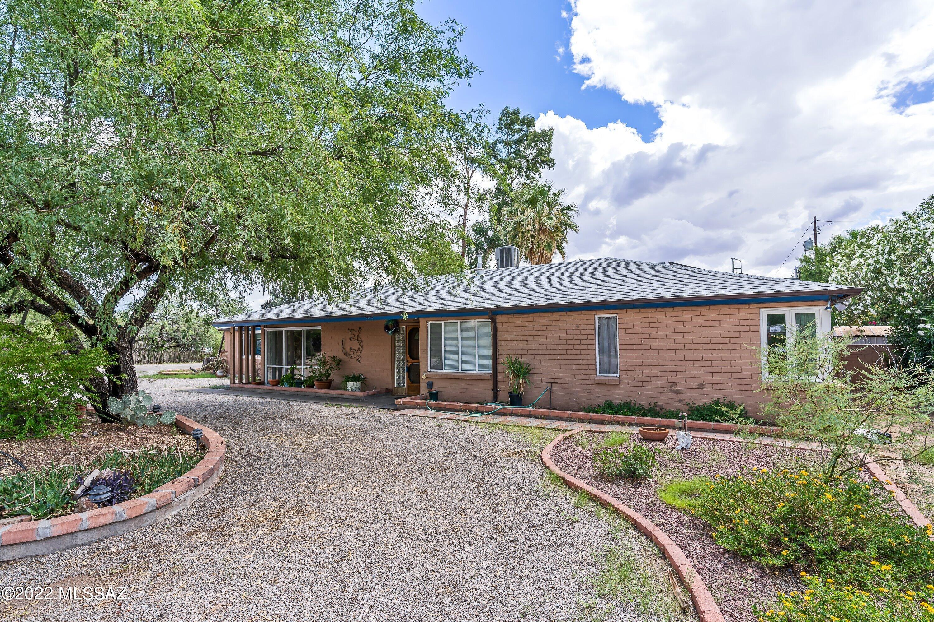 Country Club Heights - Residential