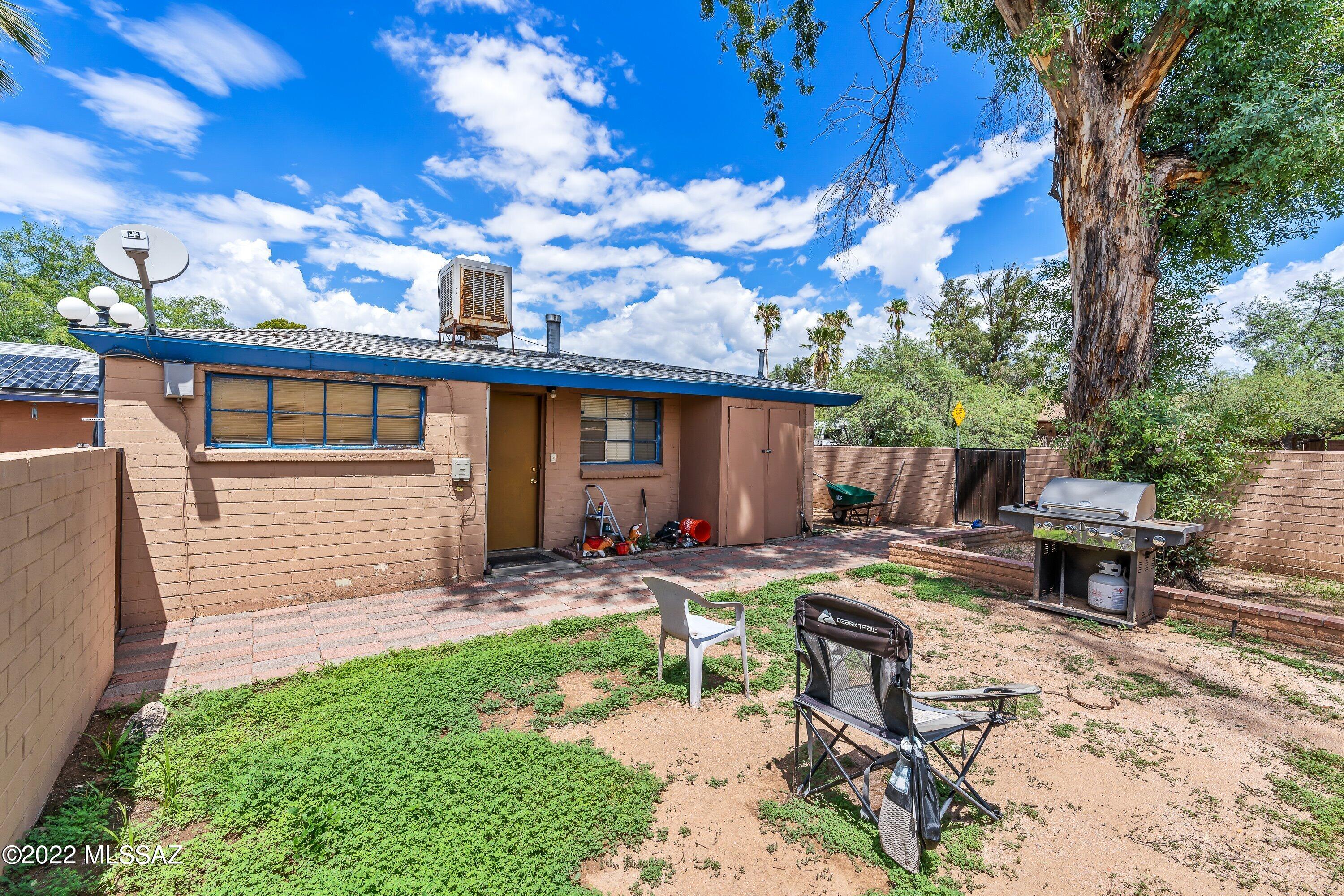 Country Club Heights - Residential