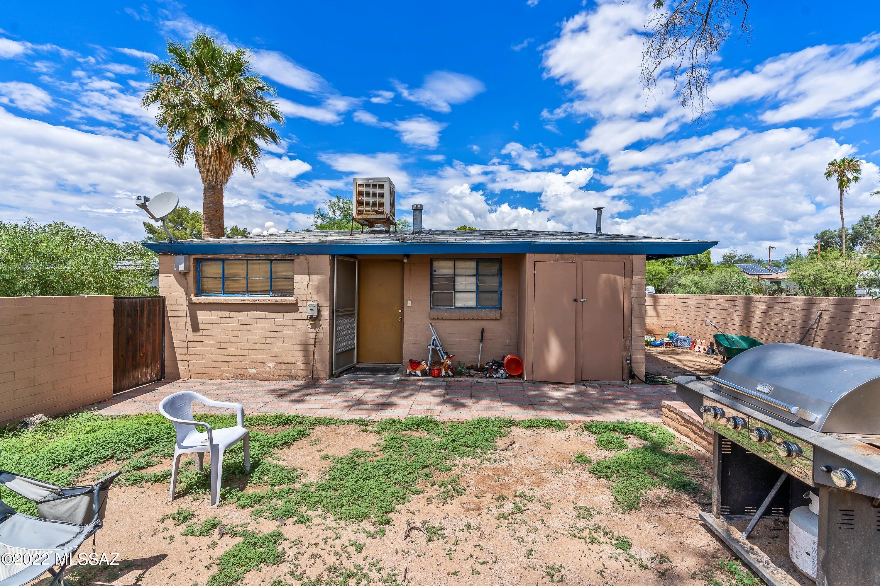 Country Club Heights - Residential