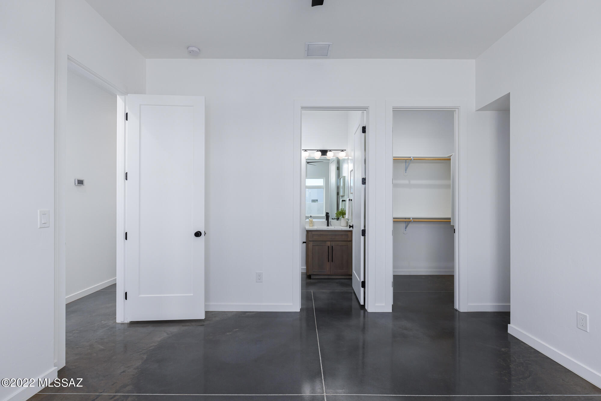 Unsubdivided - Residential