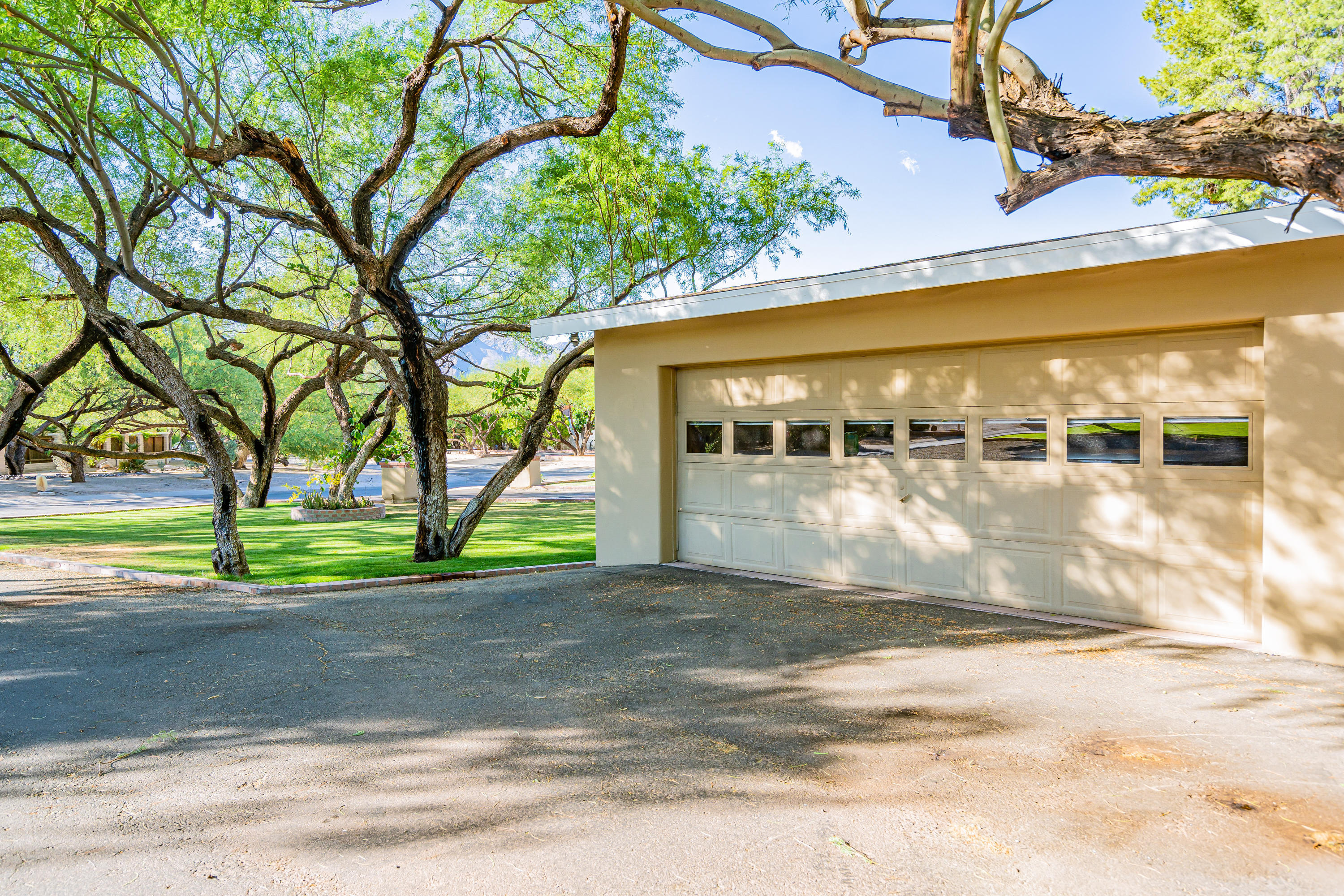 Country Club Estates NO. 1 - Residential