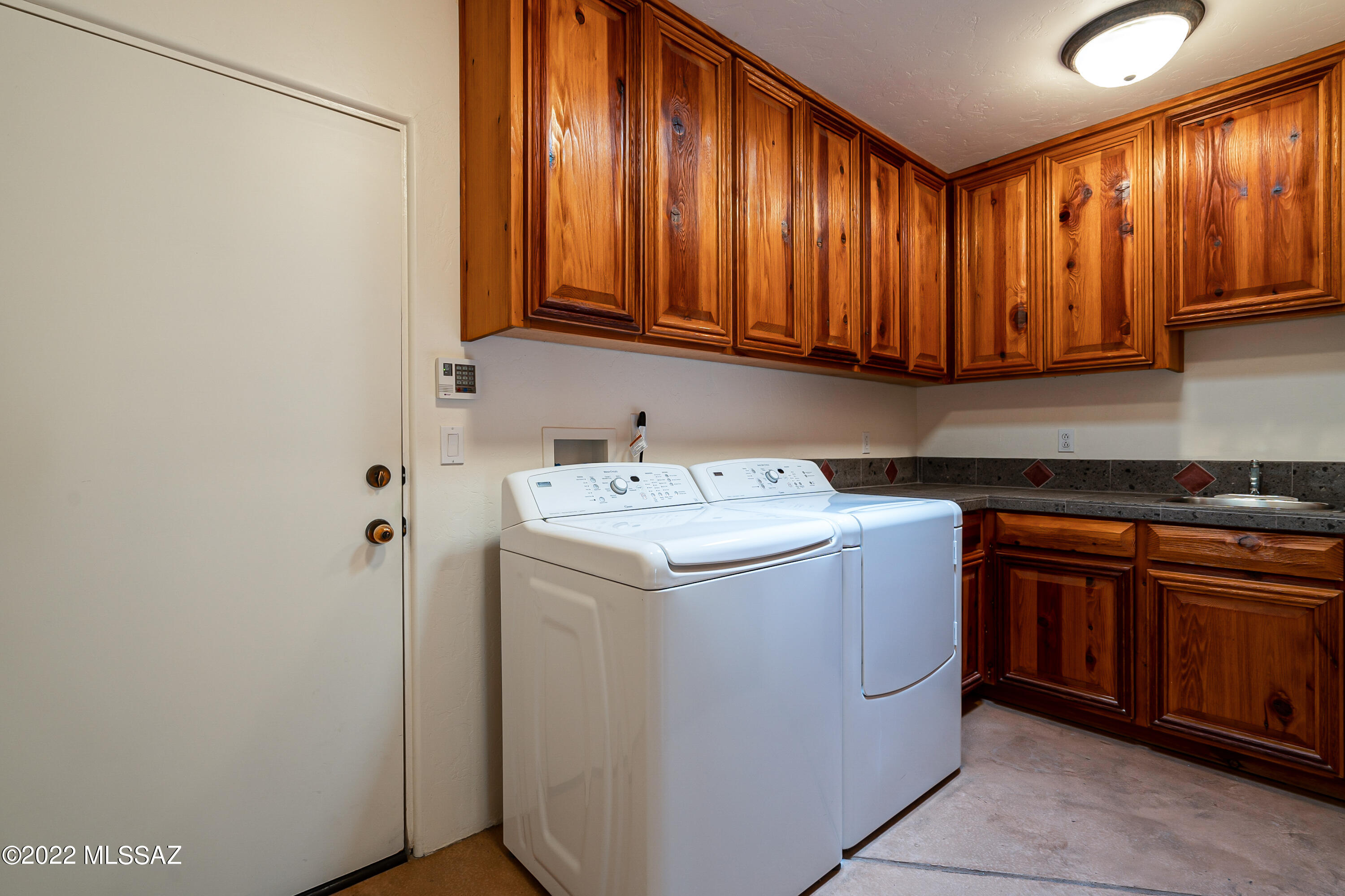 La Reserve (1-24) - Residential
