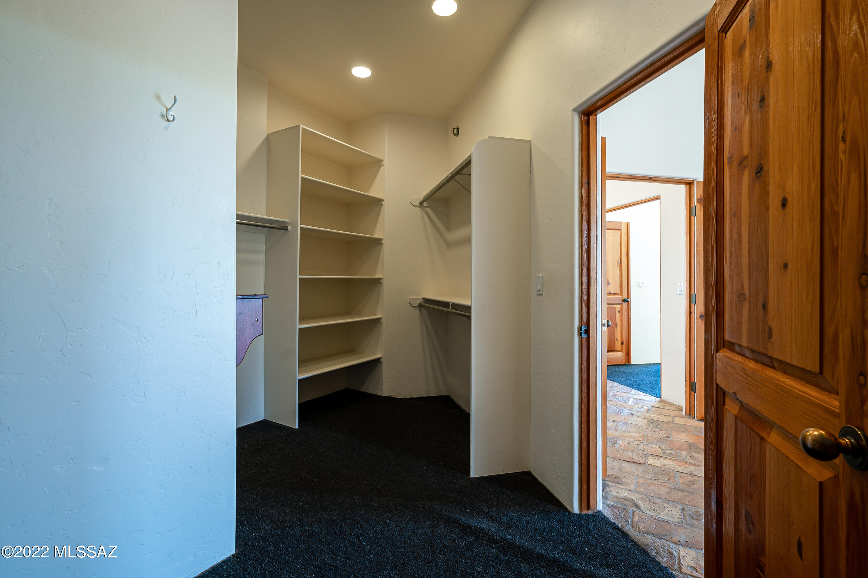 La Reserve (1-24) - Residential