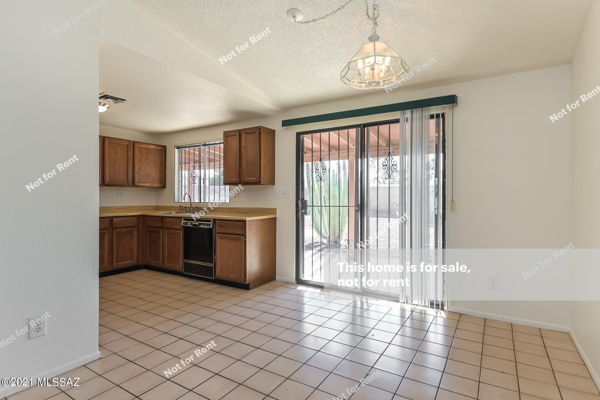 Casas Del Oeste (233-280) - Residential