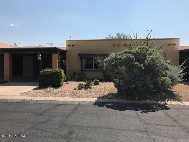Updated throughout, new stainless appliances, cabinets, granite counters, new washer dryer, completely remodeled down to the studs.  New electrical, fixtures, and completely furnished with new furniture.