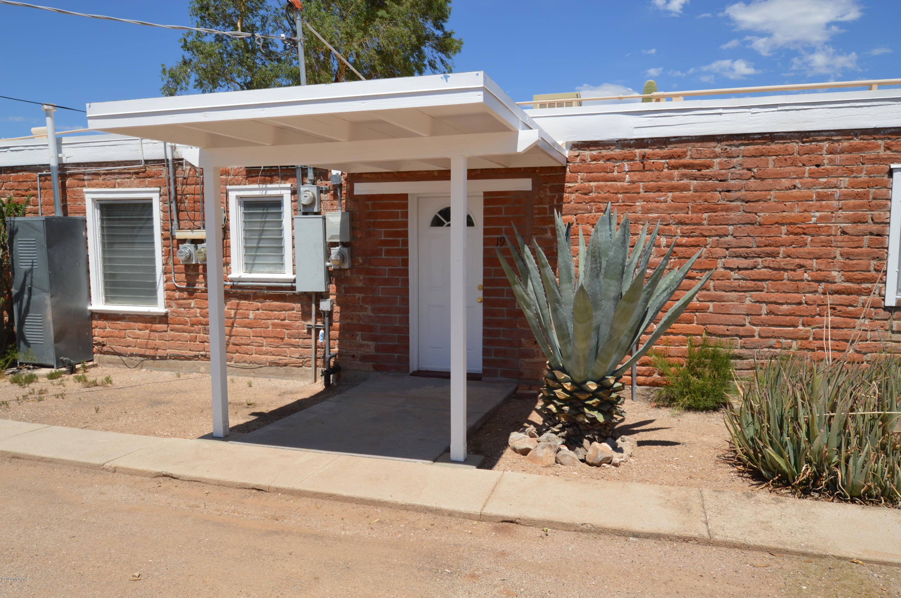 Unsubdivided - Residential Lease