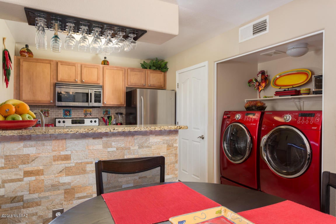 Veranda at Ventana Condominiums - Residential Lease