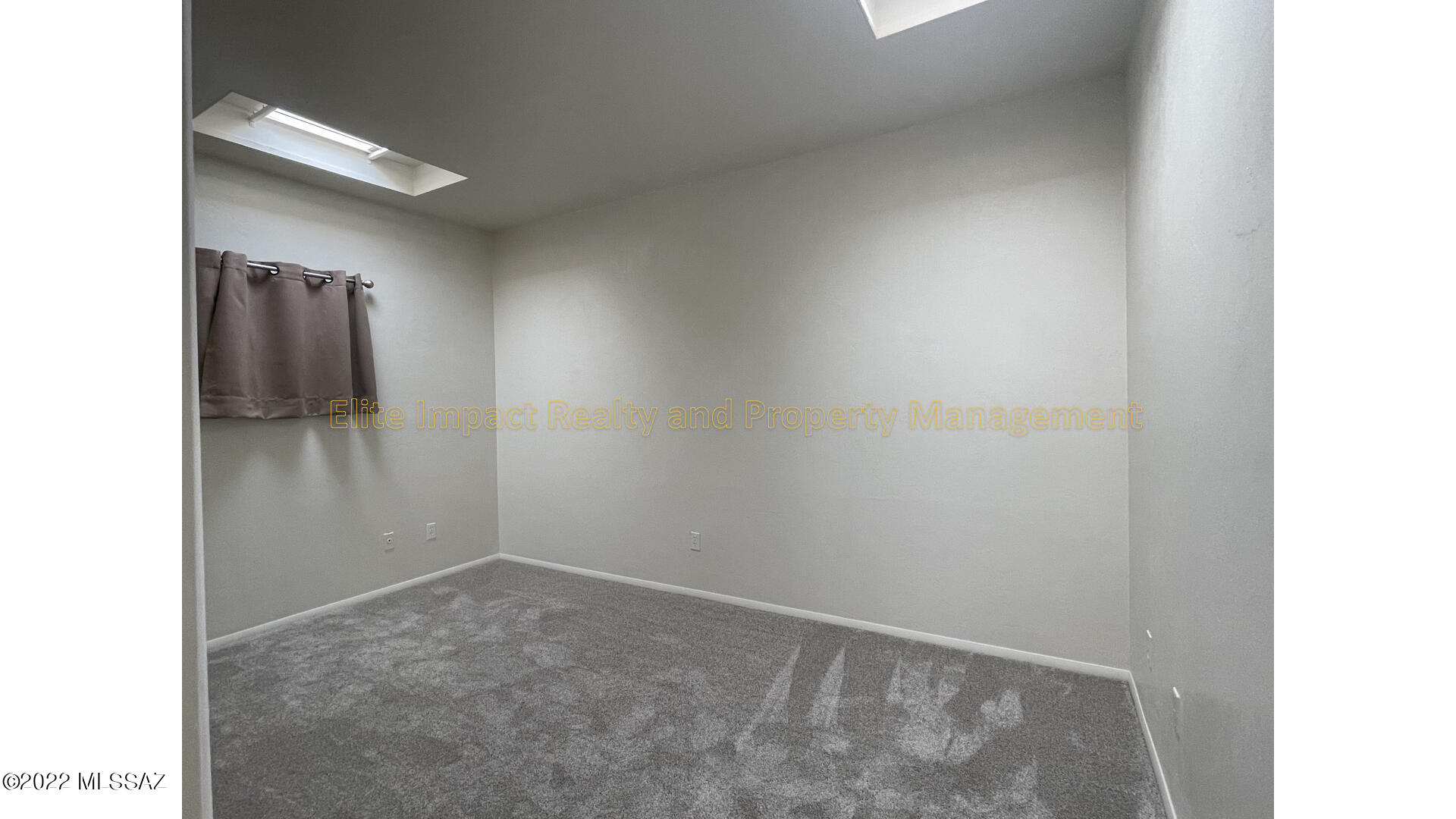 Sabino Vista Townshouses (1-53) - Residential Lease