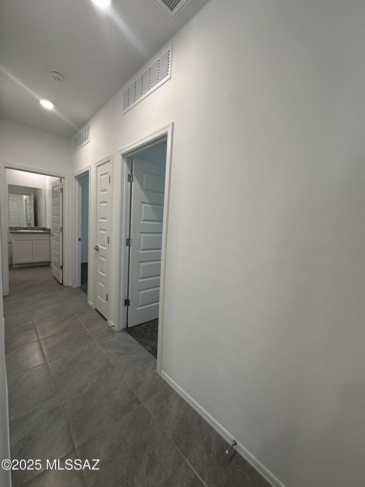 Saguaro Bloom SQ20180540069 - Residential Lease