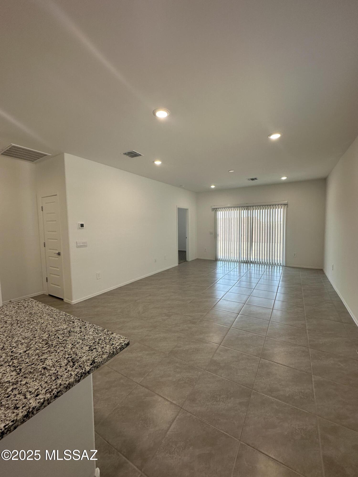 Saguaro Bloom SQ20180540069 - Residential Lease
