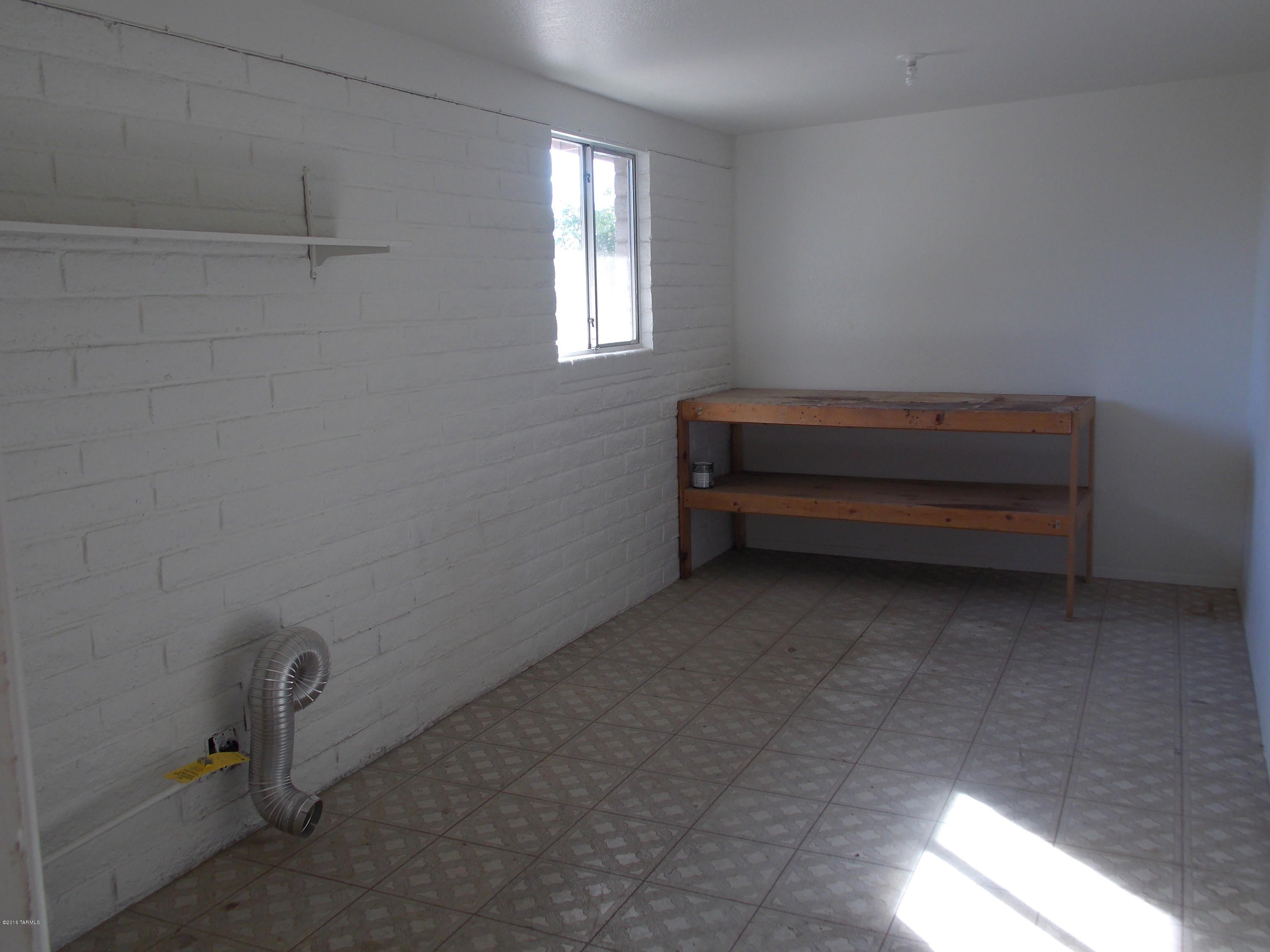 Casas Adobes Park (1-93) - Residential Lease