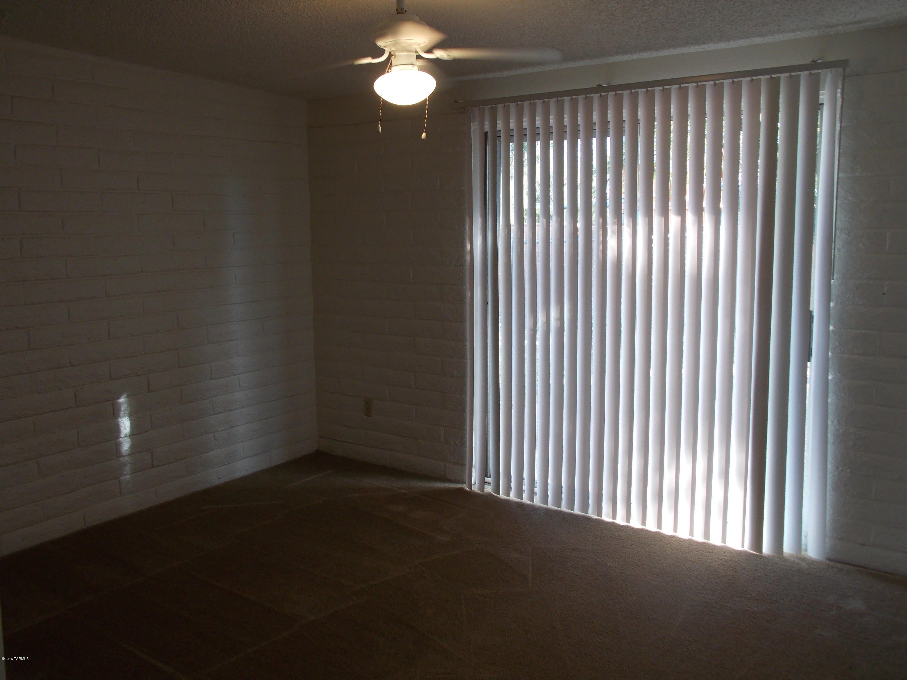 Casas Adobes Park (1-93) - Residential Lease