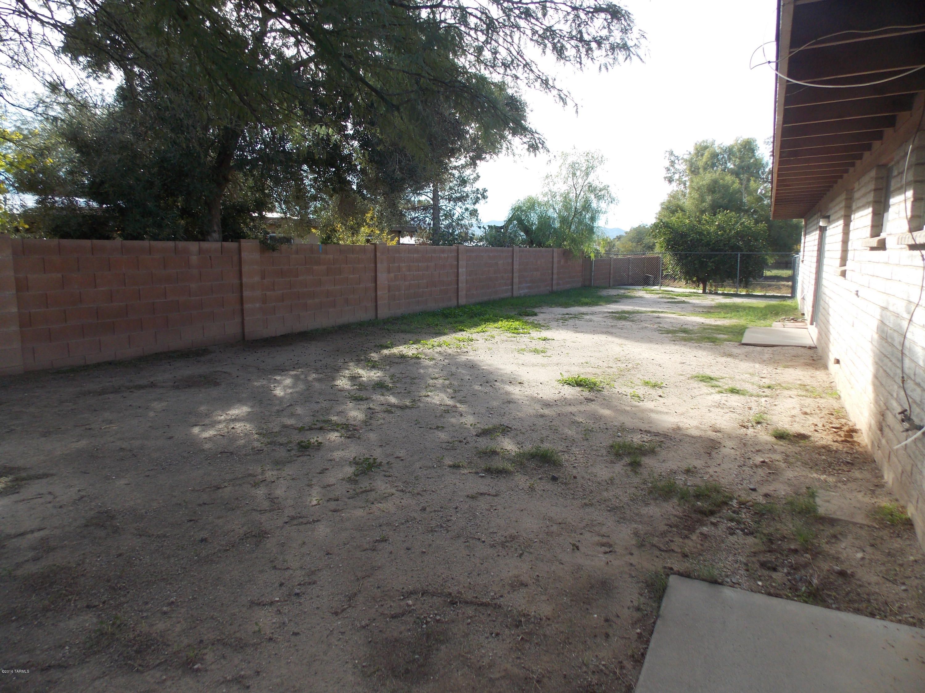 Casas Adobes Park (1-93) - Residential Lease