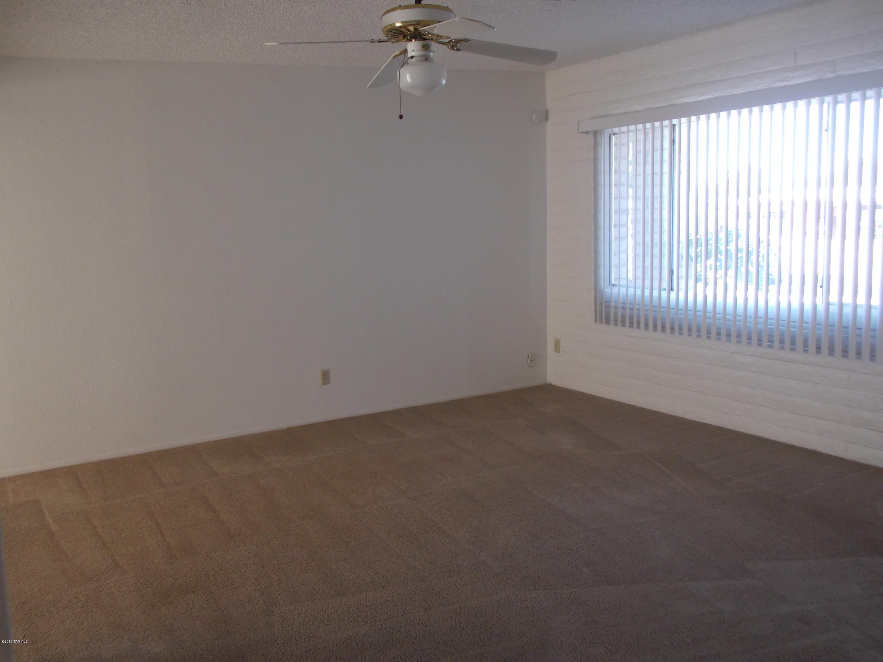 Casas Adobes Park (1-93) - Residential Lease