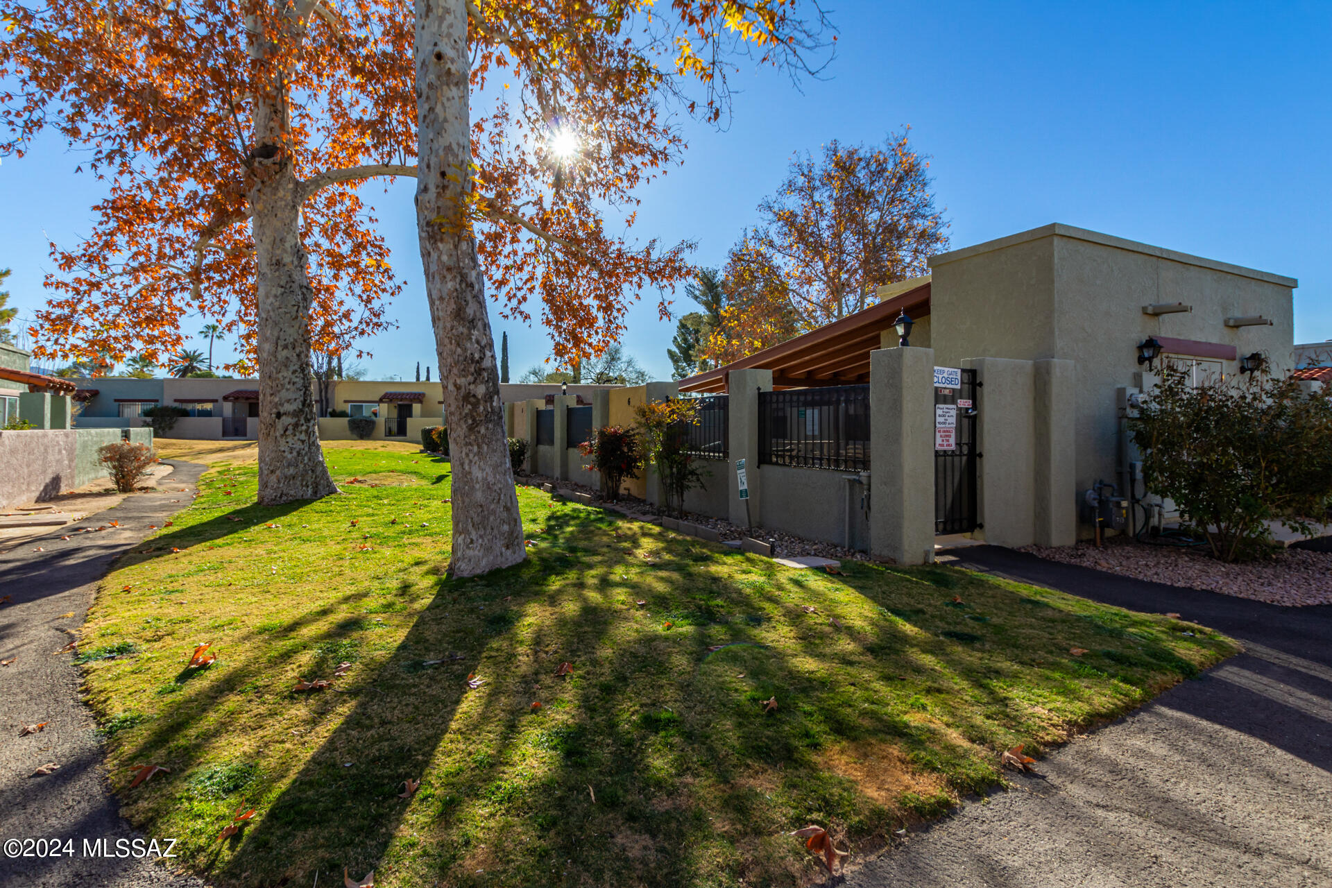 Spanish Meadows Twnhss (1-105) - Residential