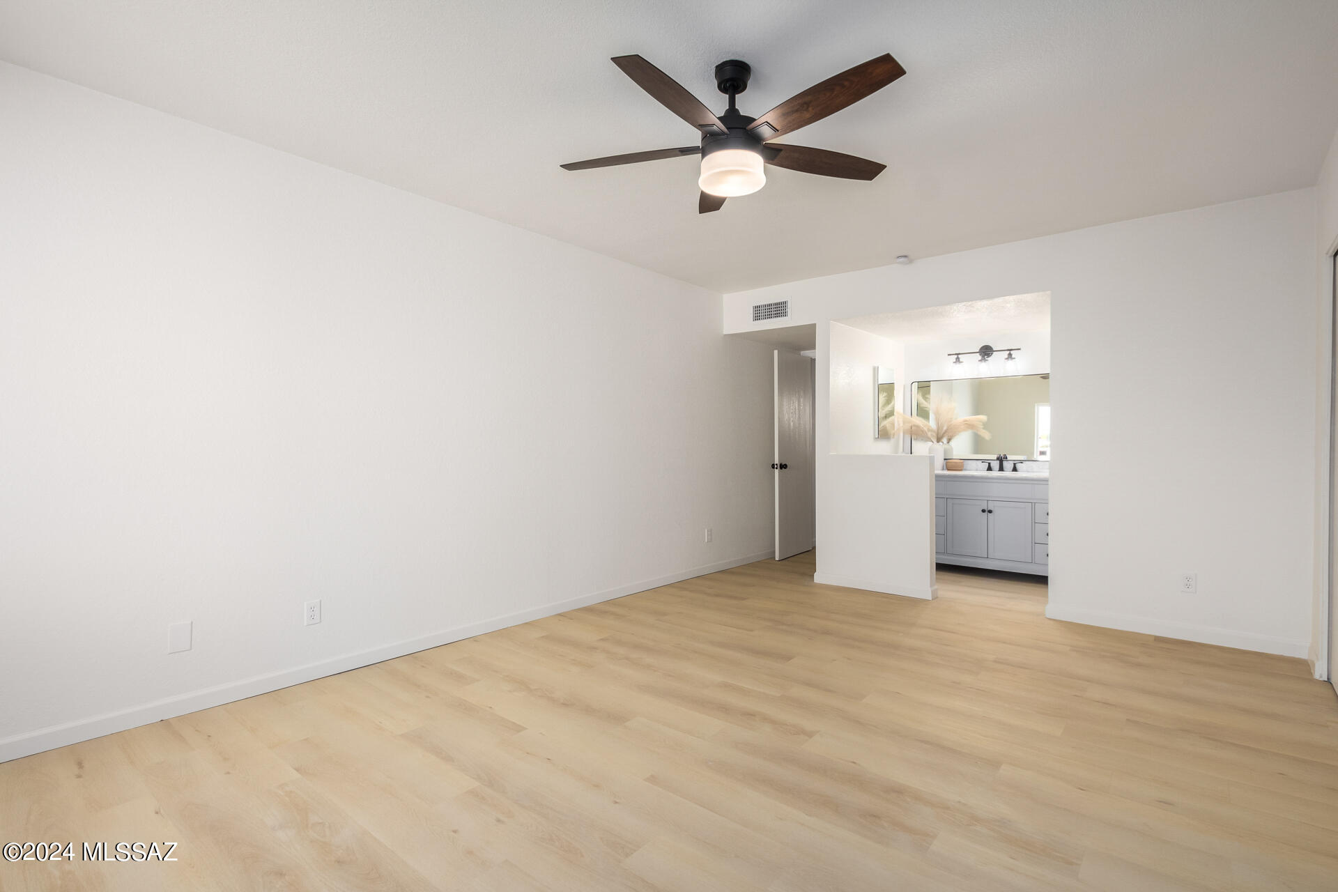 Spanish Meadows Twnhss (1-105) - Residential
