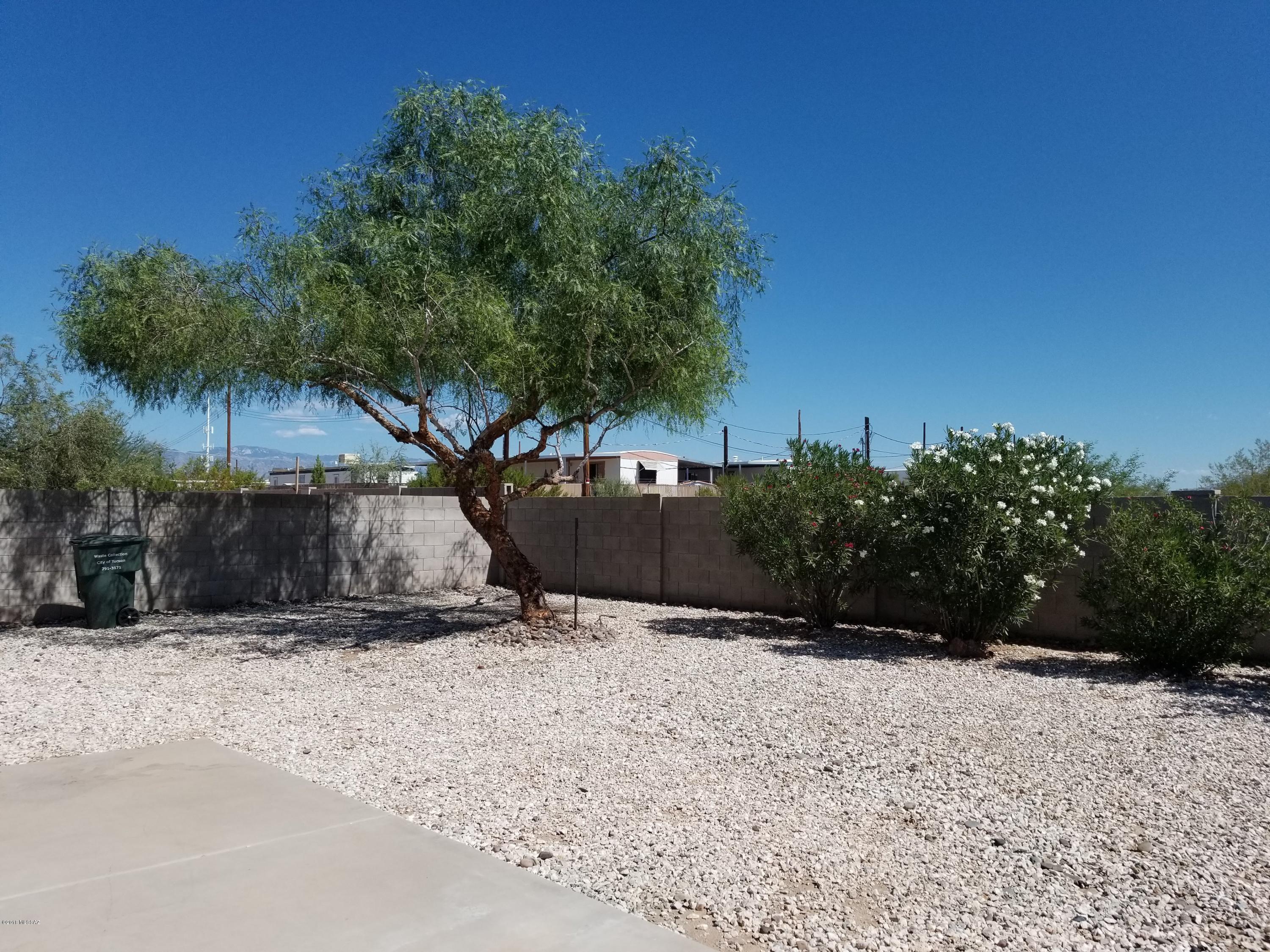 La Tierra Buena (1-207) - Residential