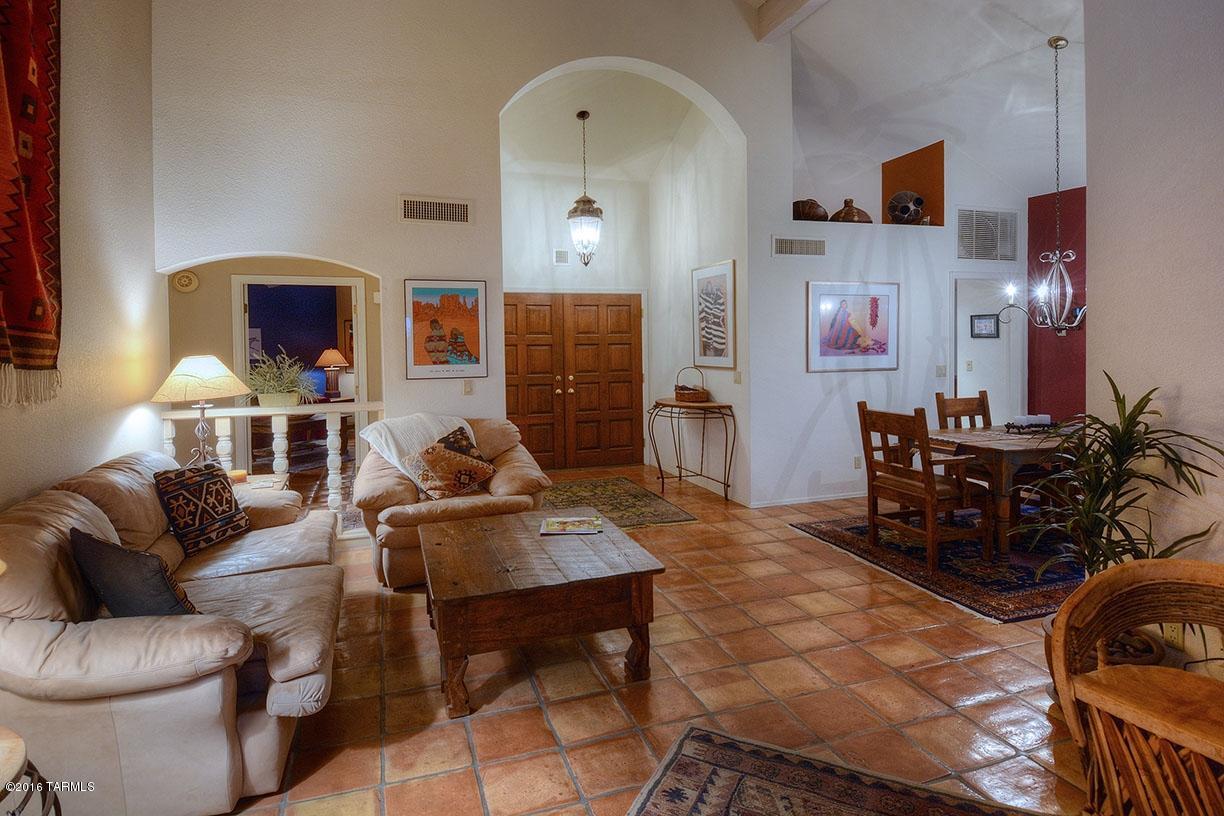 Ventana Canyon Golf Villas - Residential